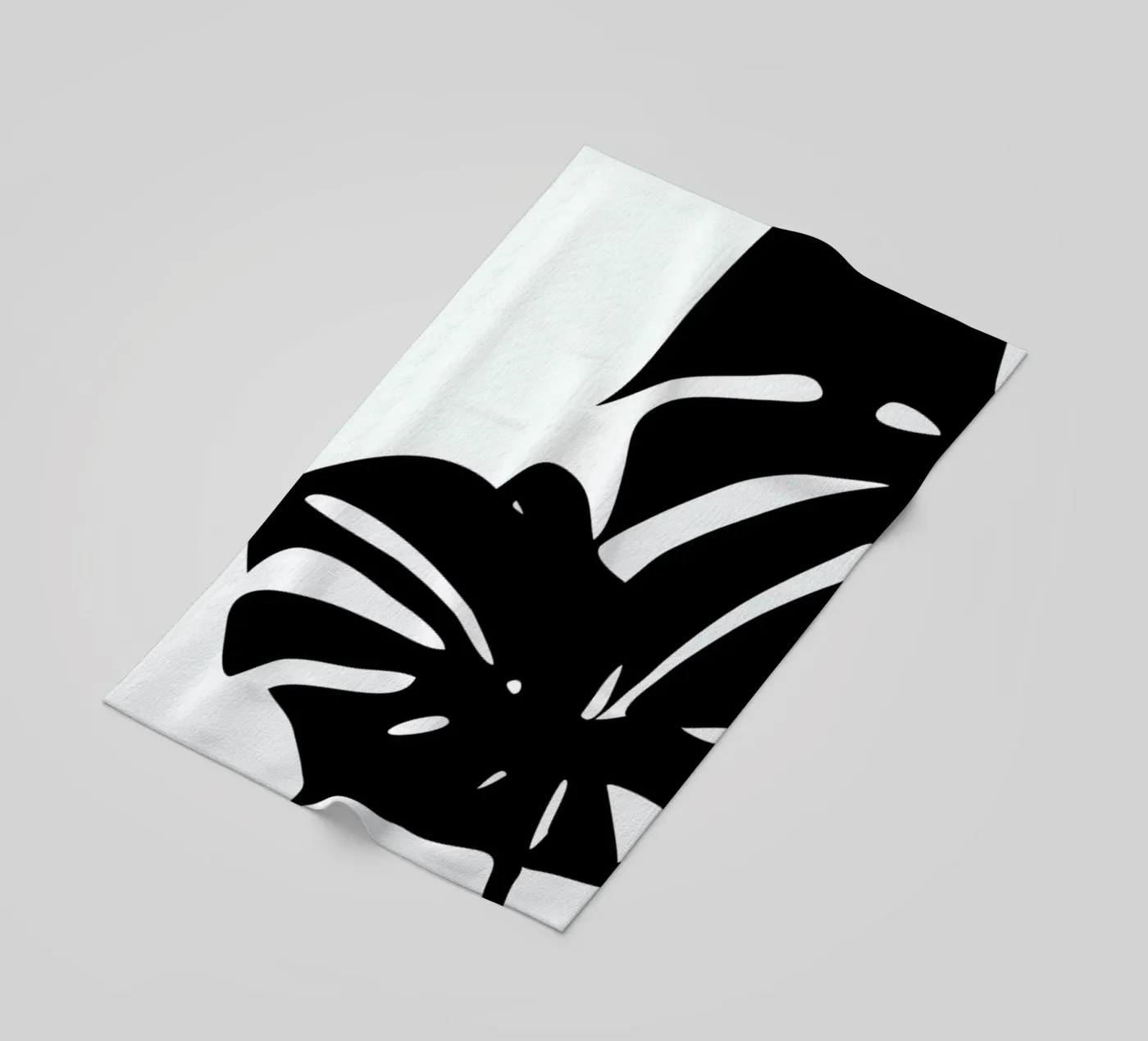 Monstera Leaf 2 strandhanddoek van Oh Darling