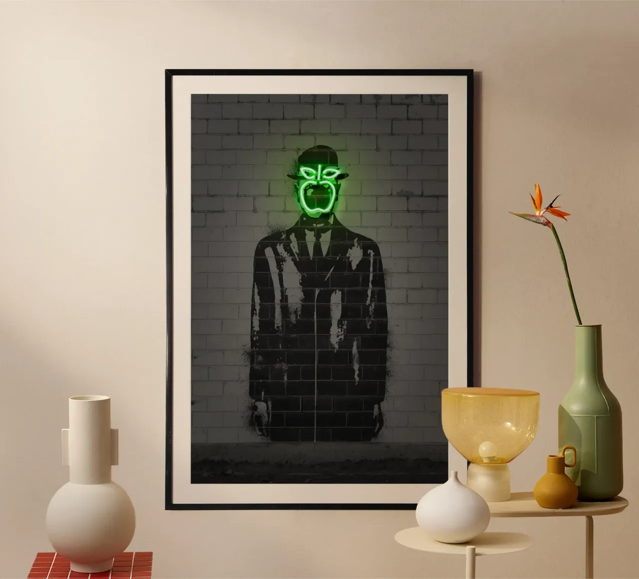 The Son Of Man poster con telaio in plastica da Octavian