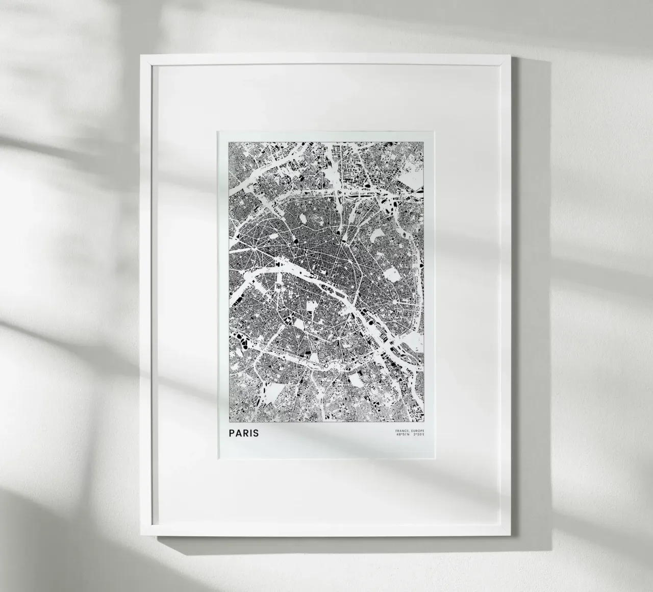 Paris poster con telaio in plastica da The Cartography Collection