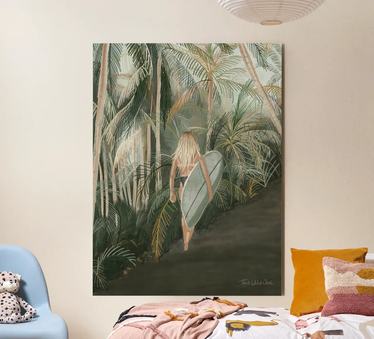 Surfeuse portant une planche de surf Route en palmier tropical - C alu dibond de This Wild Soul - Illustration