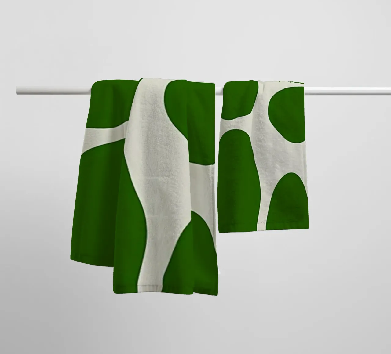 Minimalist Retro Flower 09 towel by diedrich