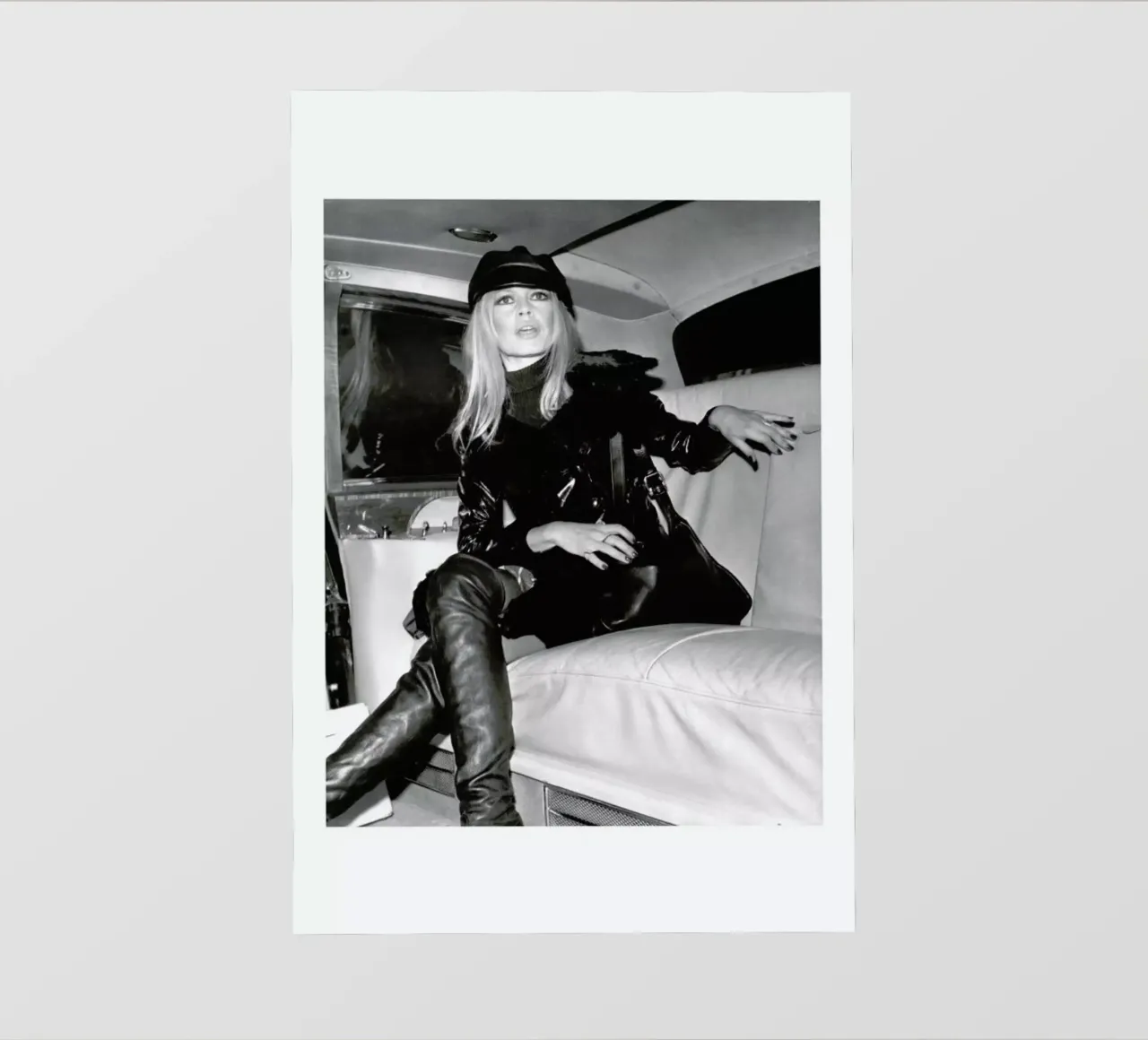 Bridget Bardot, 1968 pellicola backlit da Gallery Print and Art Limited