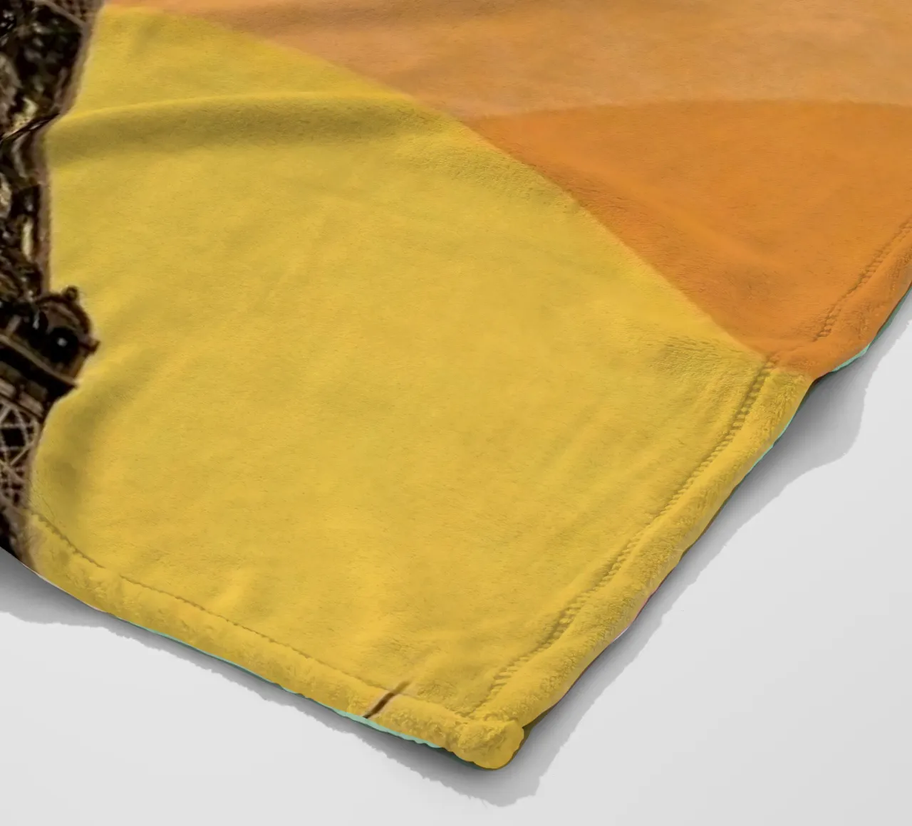 Eiffel Tower Rainbow coperta in pile da Florent Bodart