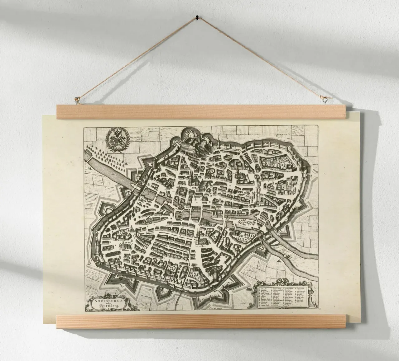 Nürnberg, Germany, 1695-1728 poster con telaio in legno da Artokoloro Quint Lox Ltd