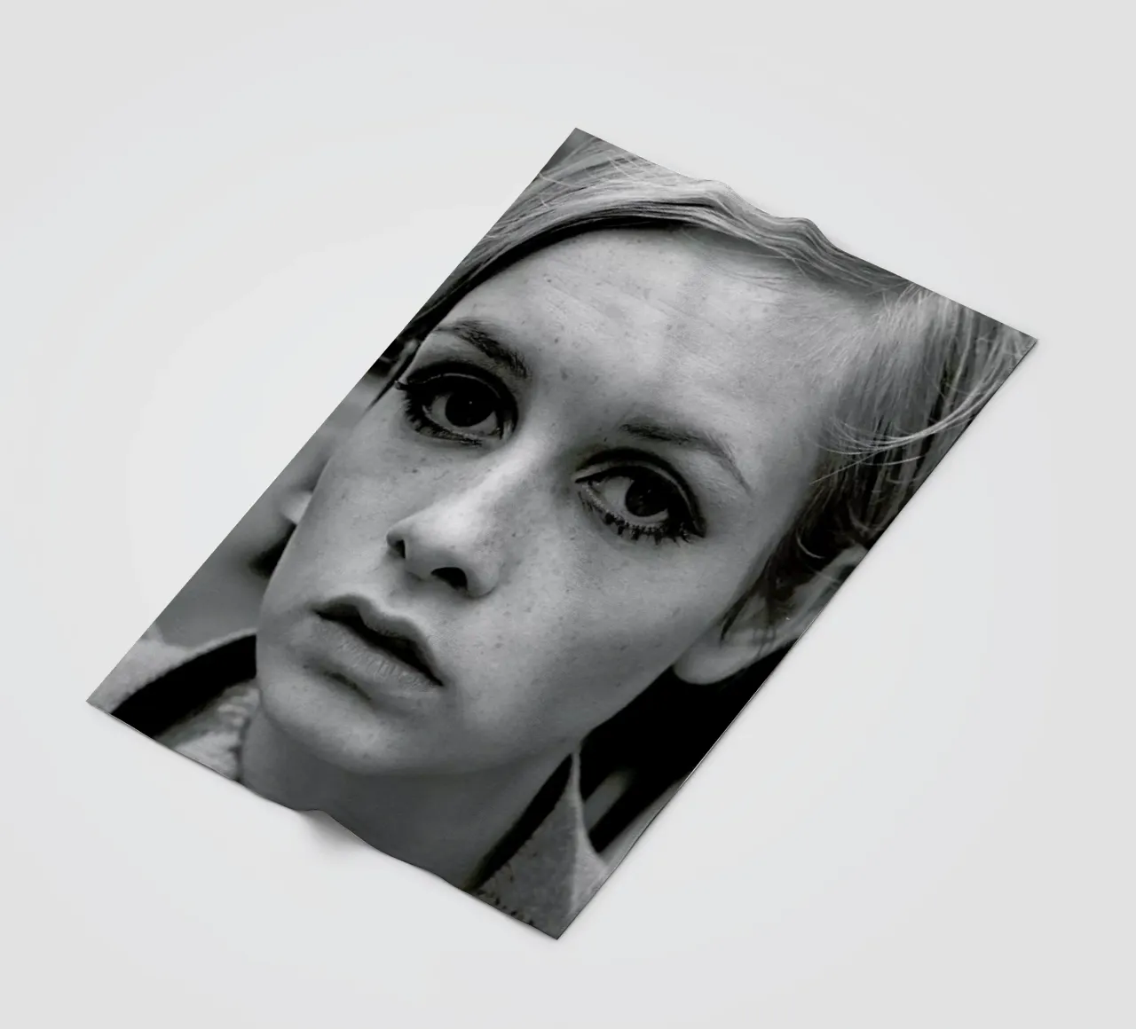 Twiggy, 1966 coperta in pile da Gallery Print and Art Limited