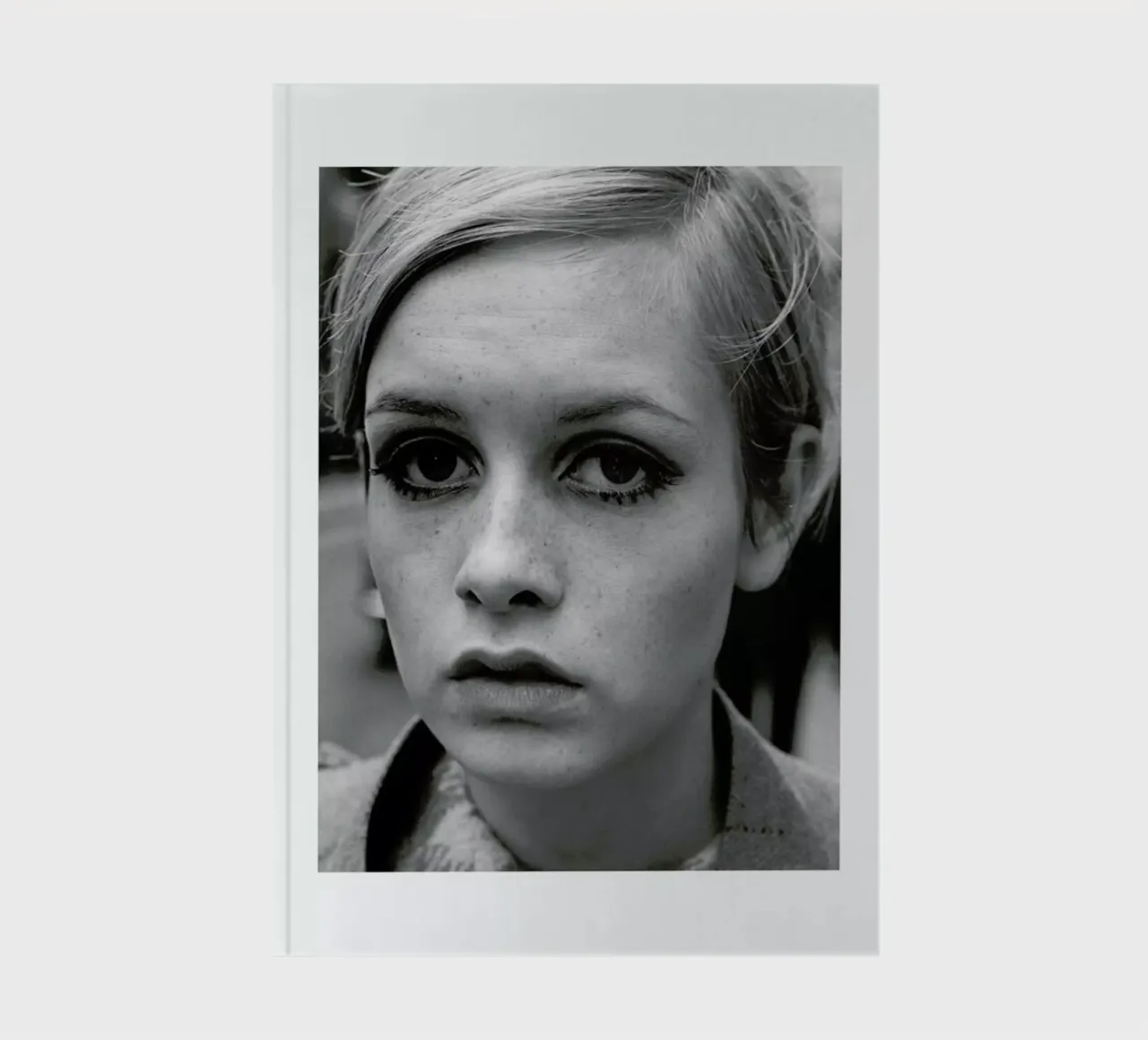 Twiggy, 1966 notebook by Gallery Print and Art Limited