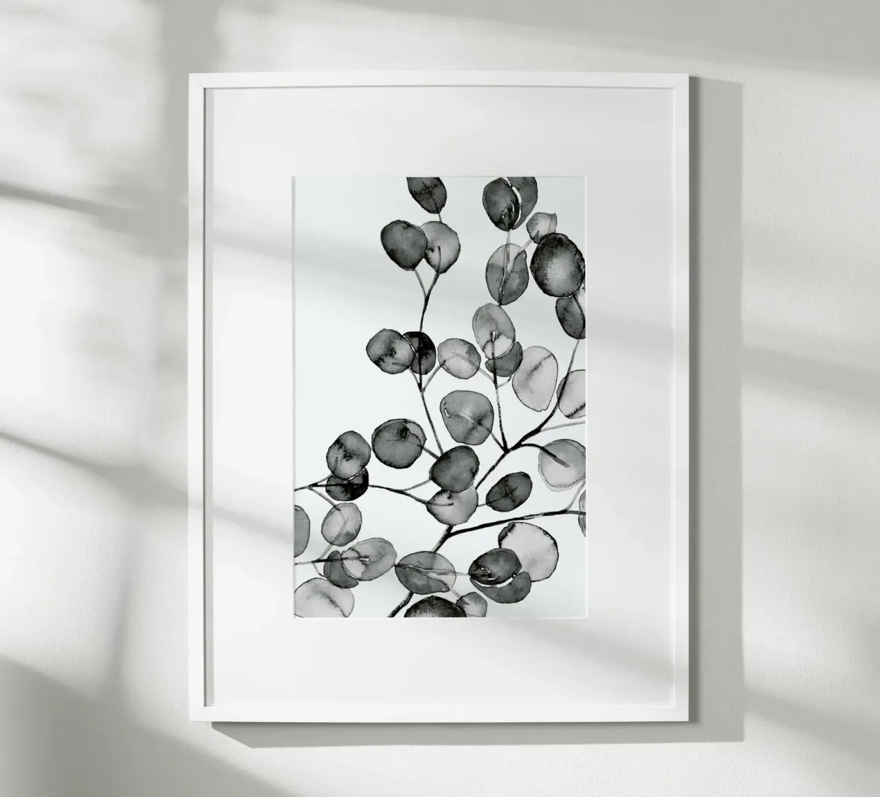 Eucalyptus Watercolor Black & White poster con telaio in plastica da Monika Strigel