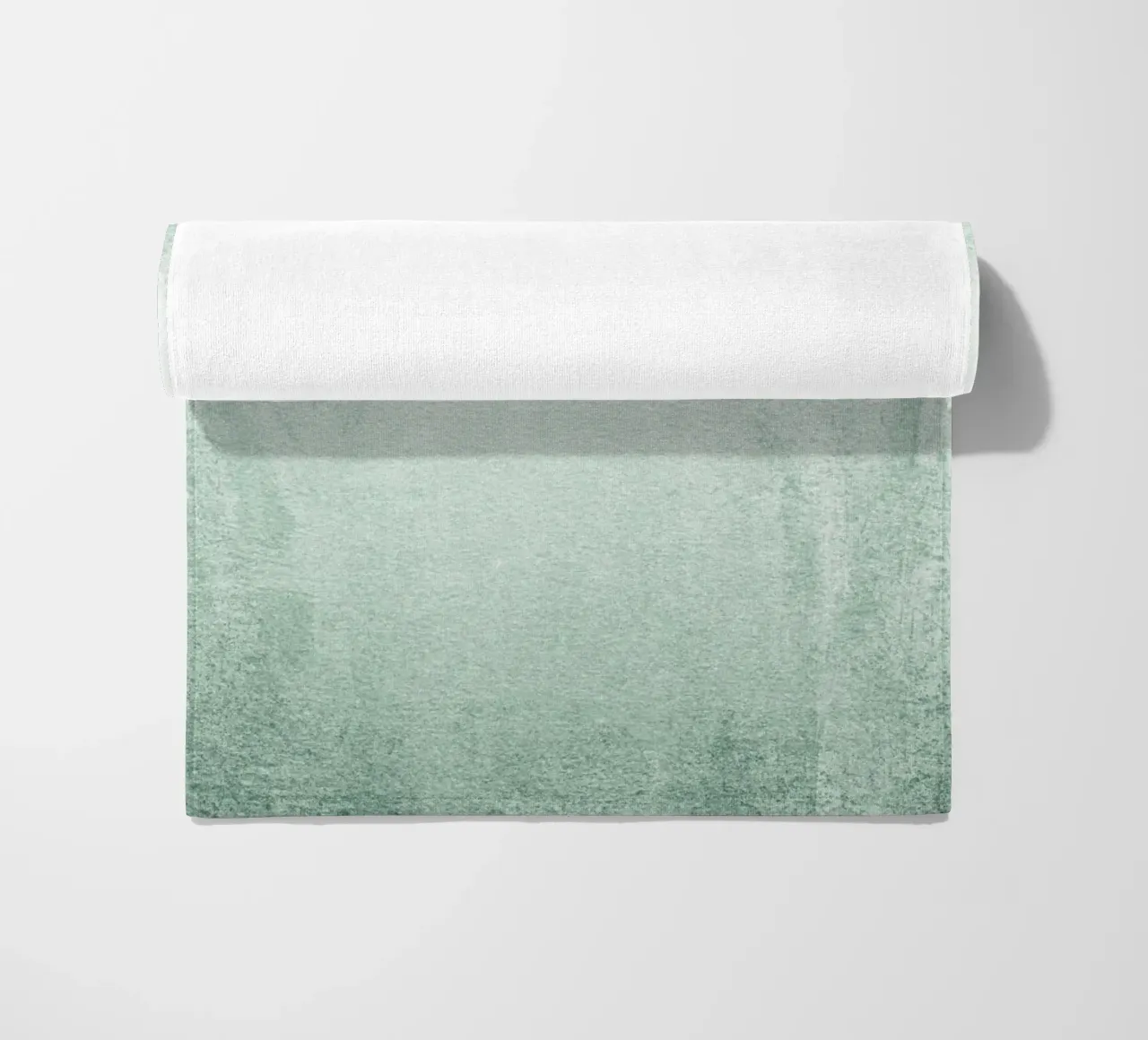 Fading Green Eucalyptus telo mare da Monika Strigel
