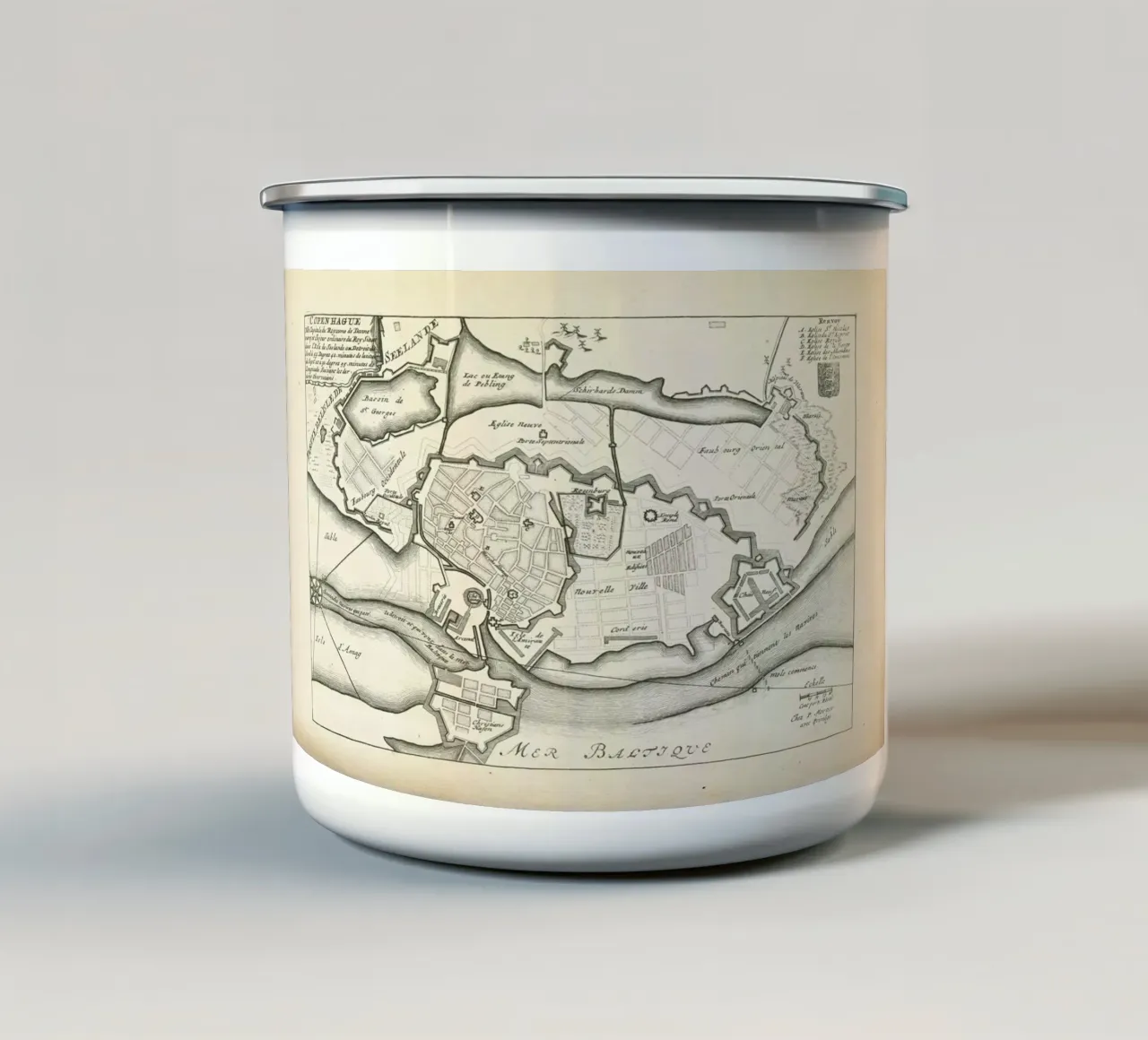 Copenhagen, Denmark, 1726 tazza in smalto da Artokoloro Quint Lox Ltd
