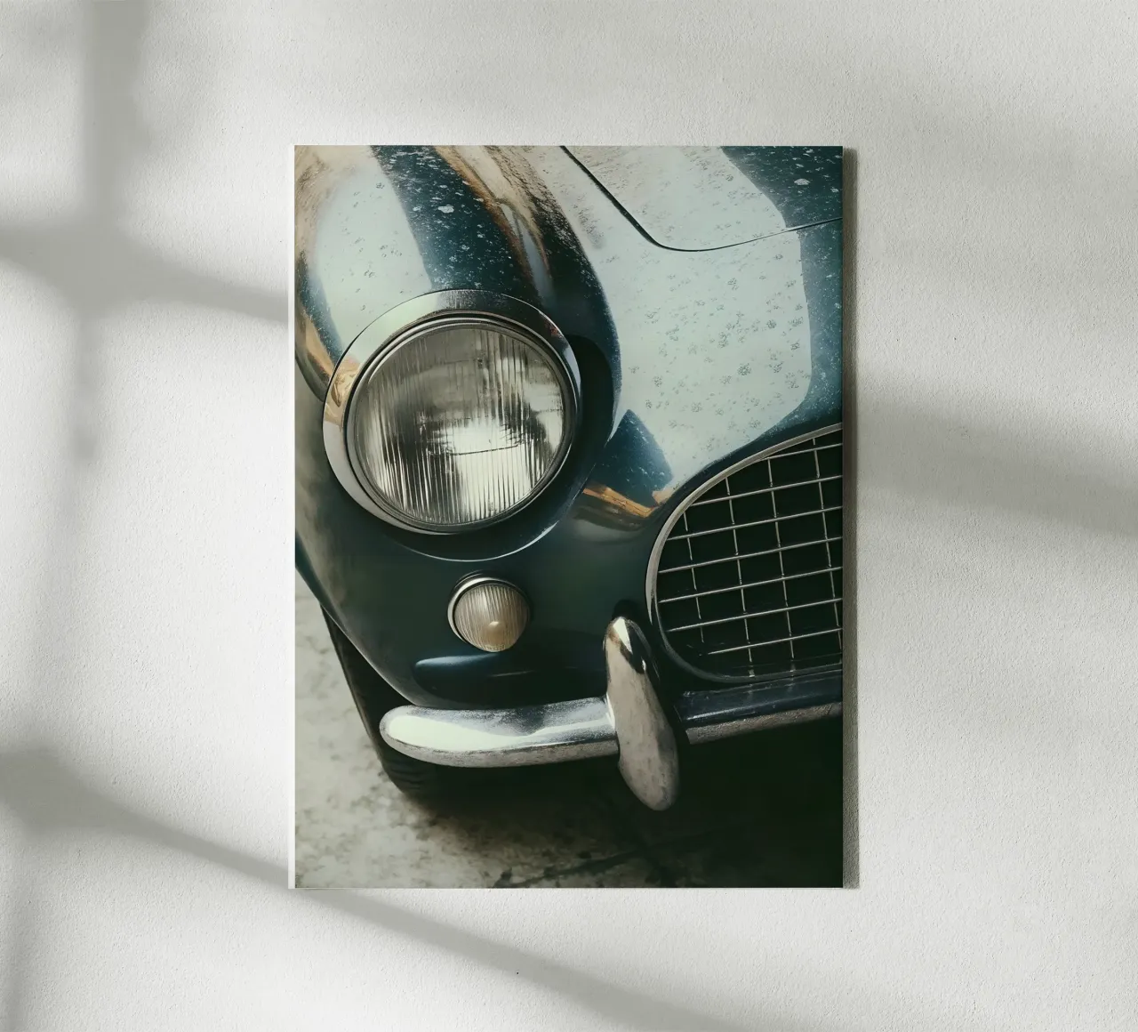 Oldtimer Details Leinwand mit Schattenfugenrahmen von CAR EDITION