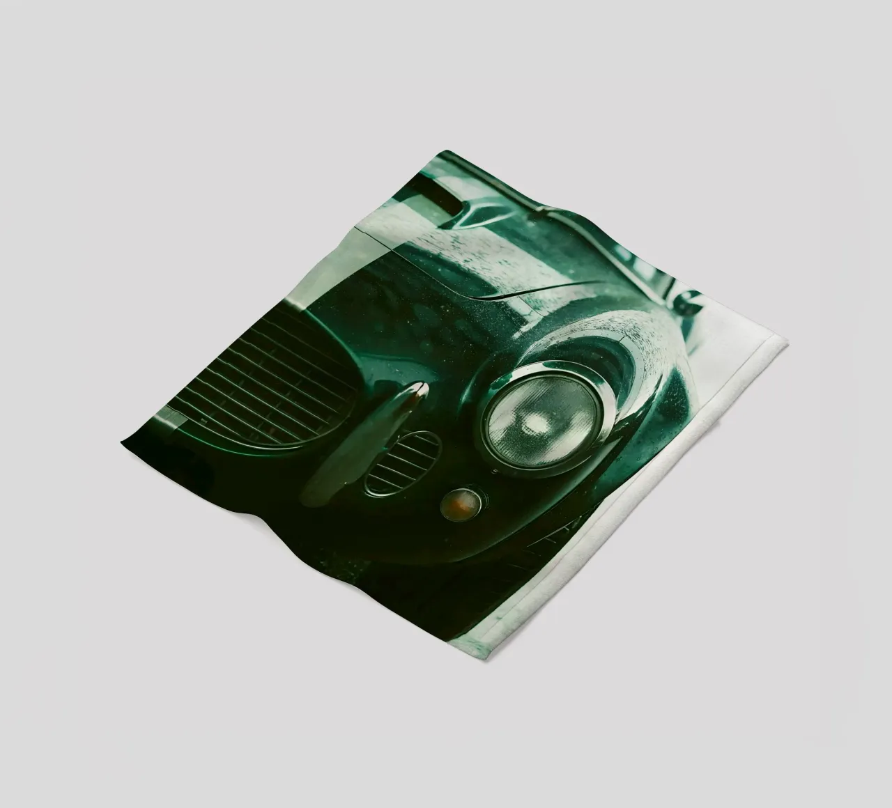 Auto d'epoca coperta in pile da CAR EDITION