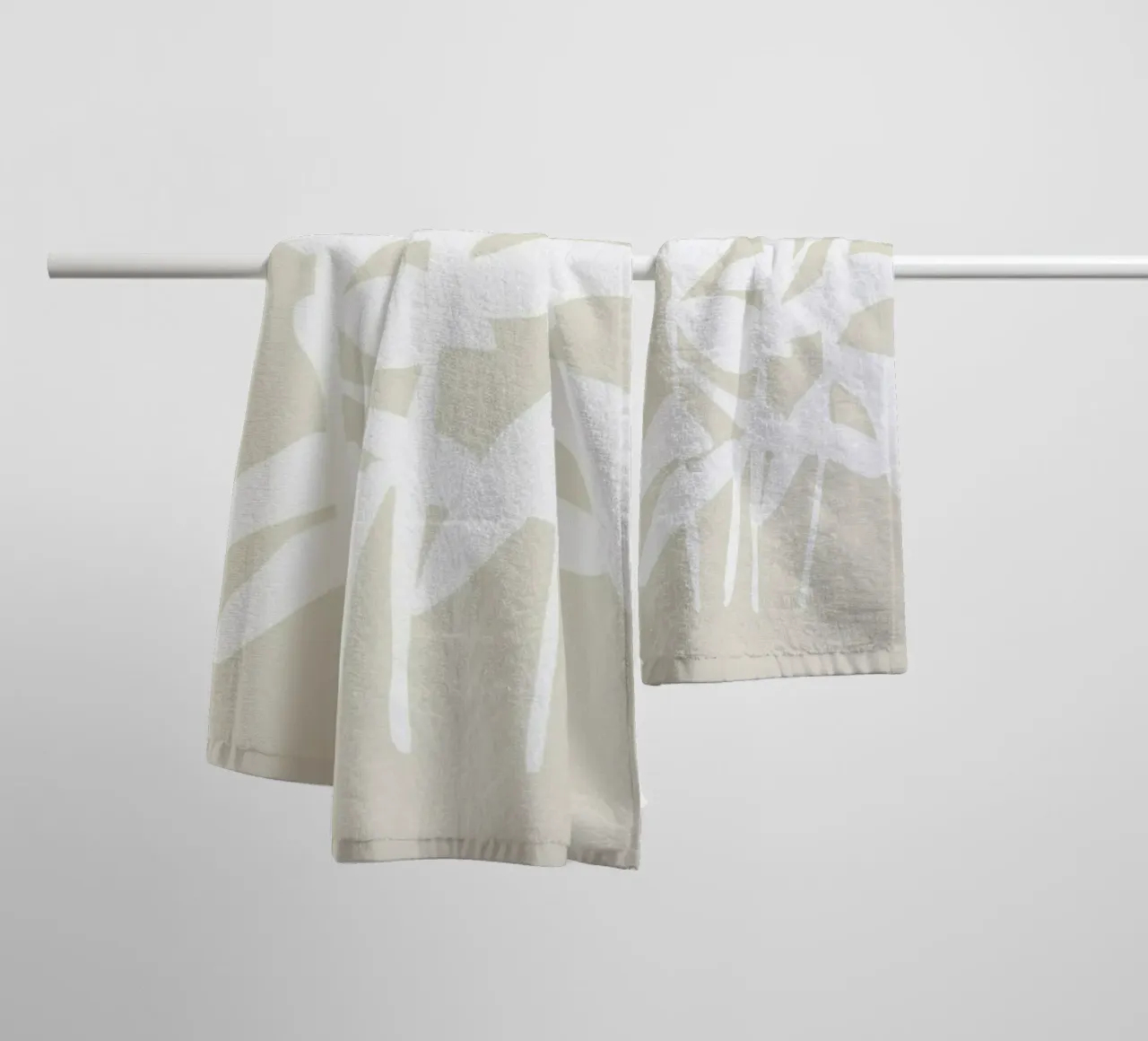 Lazy Calm Handtuch von Tanja Schaub