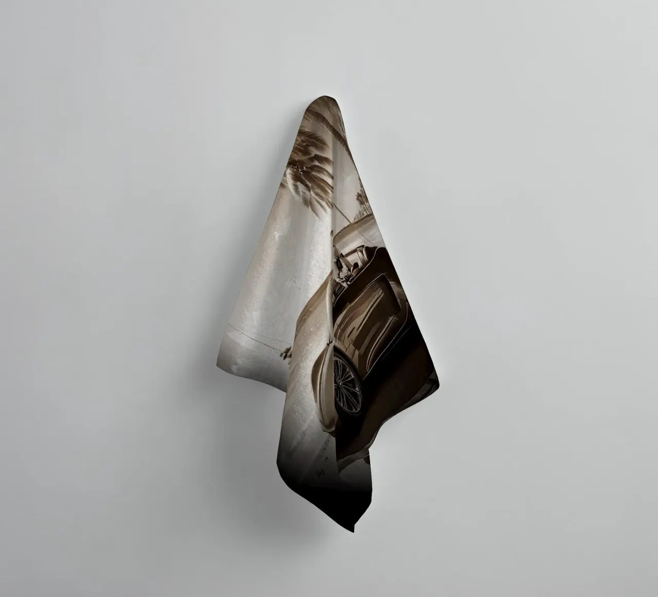 ROBOT AU VOLANT. VINTAGE. towel by Thierry vobmann photography