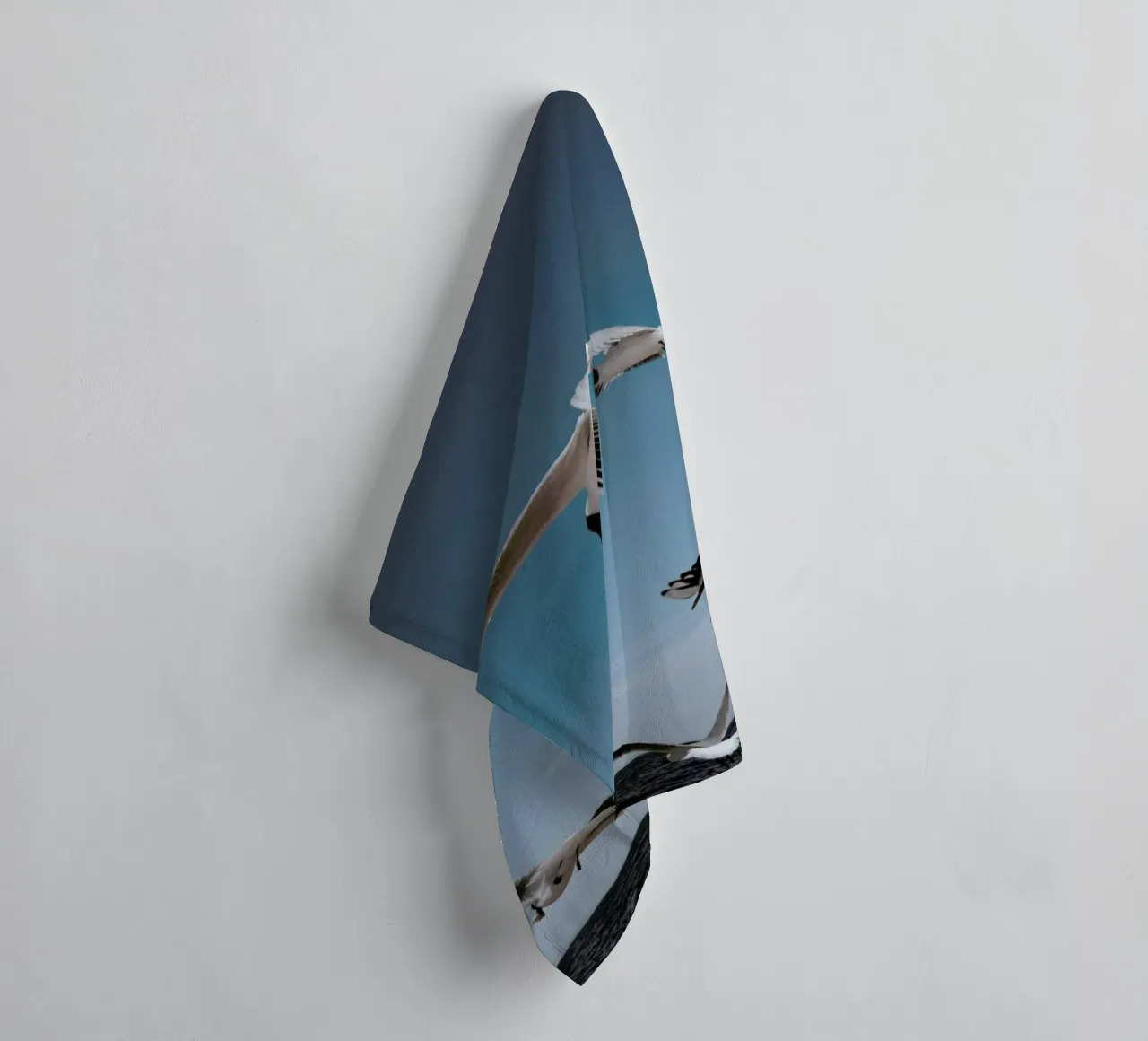 Seagulls II towel by Sebastian Hilgetag