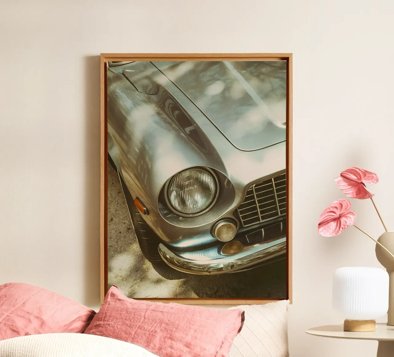 Rennwagen Front Detail Leinwand mit Schattenfugenrahmen von CAR EDITION