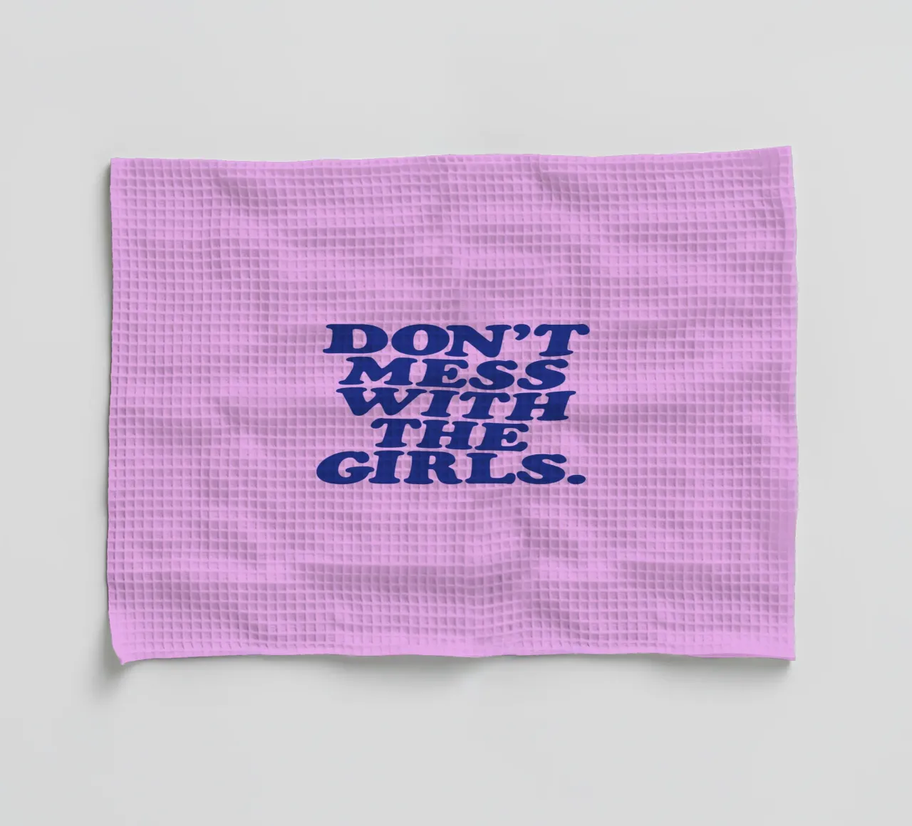 Don't Mess With the Girls Design retrò femminista e autorevole canovaccio da cucina da THE MOTIVATED TYPE