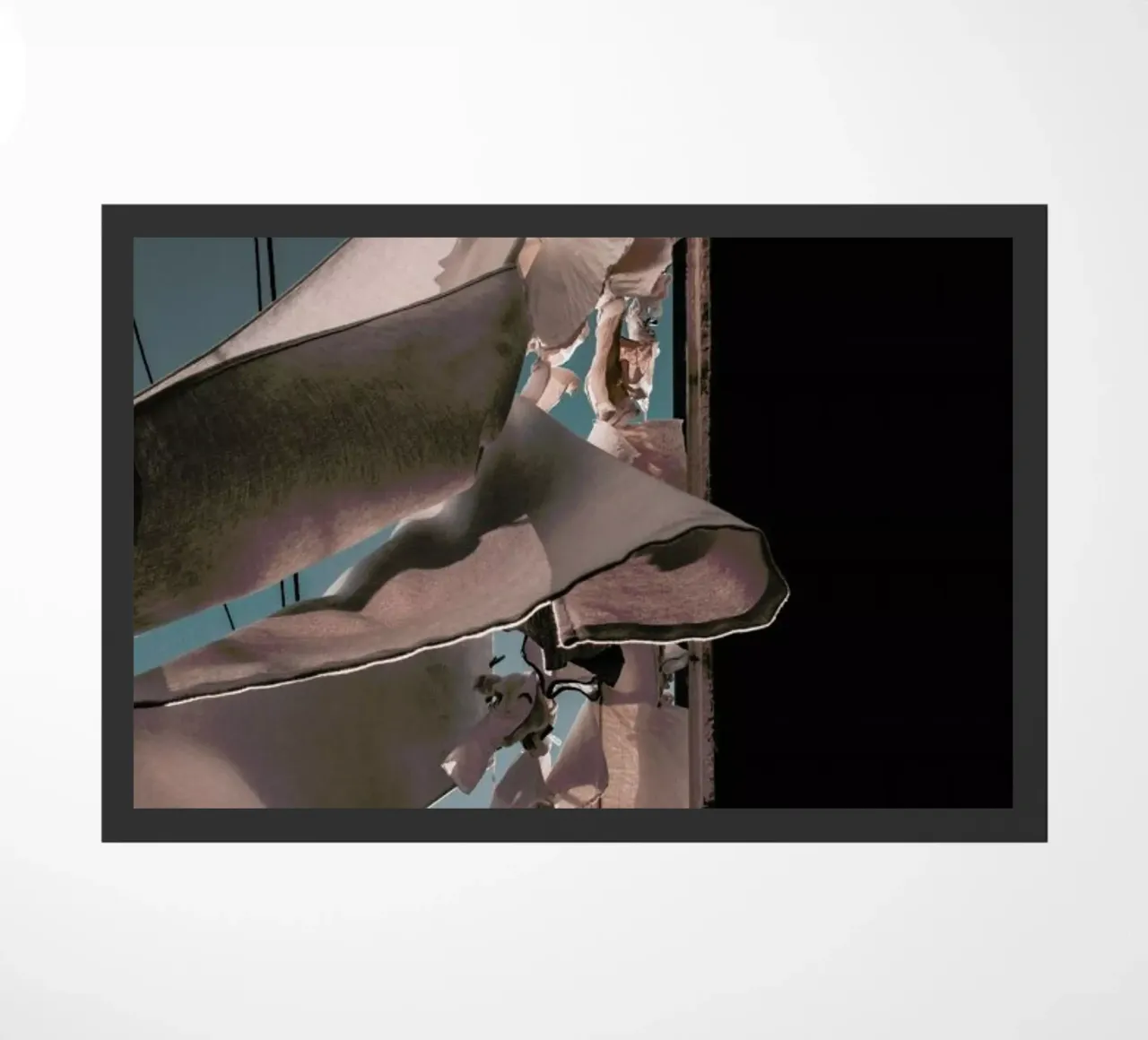 Drying Clothes zerbino da Sebastian Hilgetag