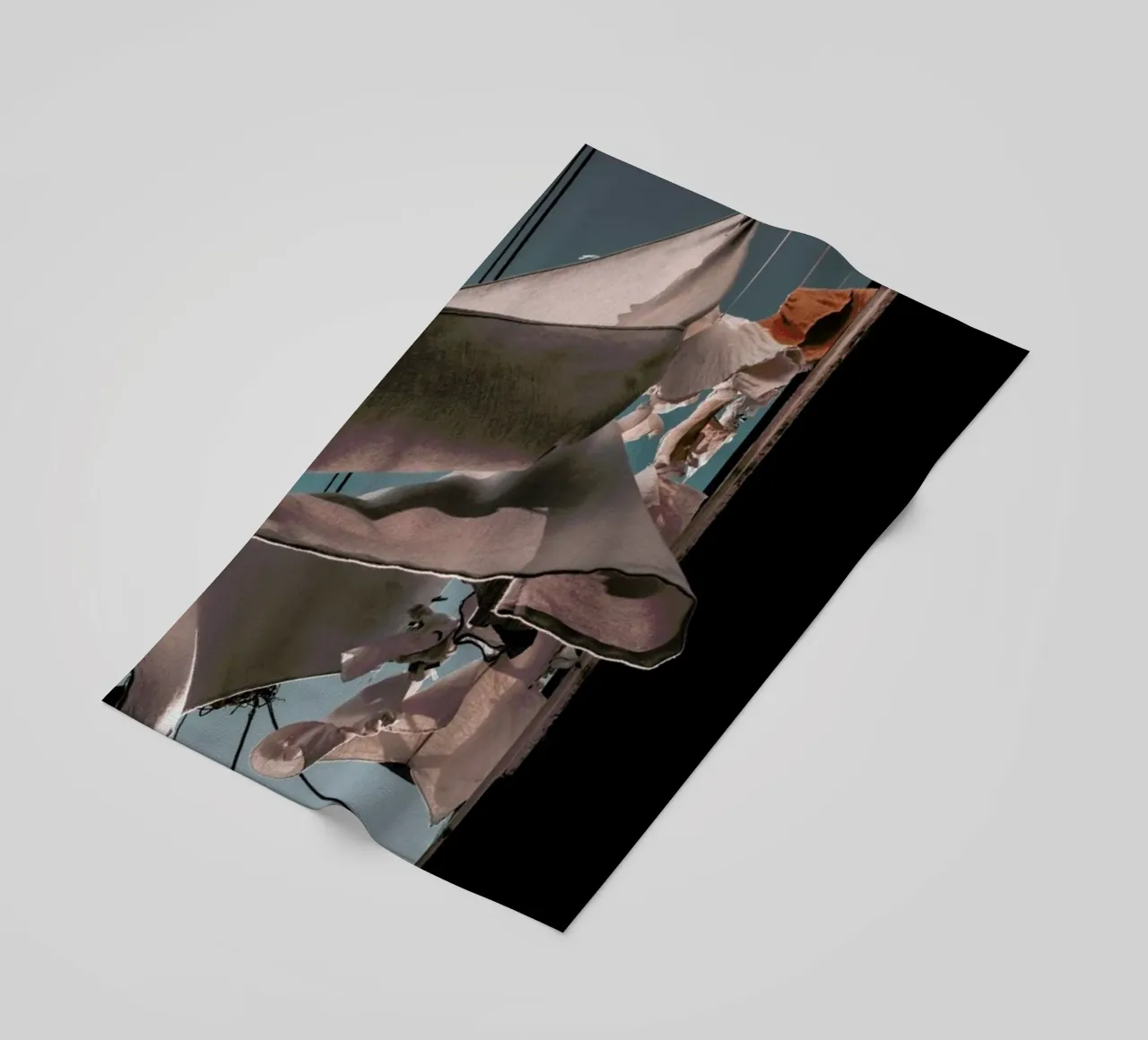 Drying Clothes telo mare da Sebastian Hilgetag