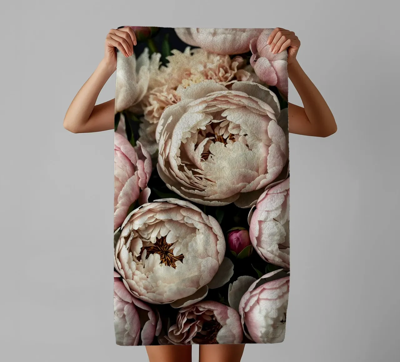 Peony Dreams in Light asciugamano da bagno da BLICKPUNKT