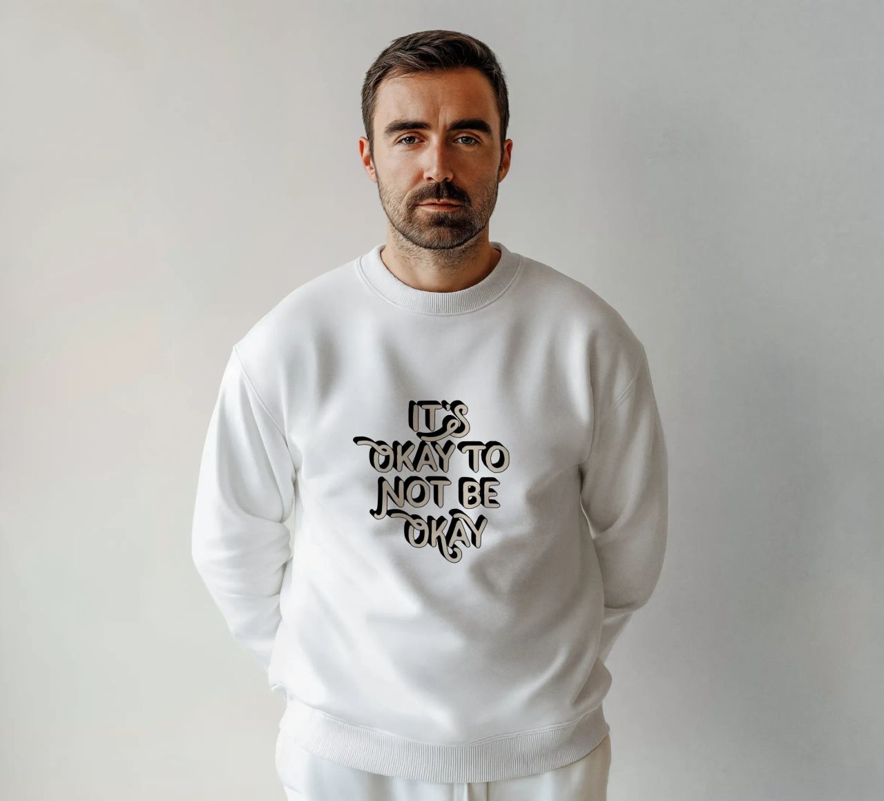 Va bene non essere a posto felpa da THE MOTIVATED TYPE