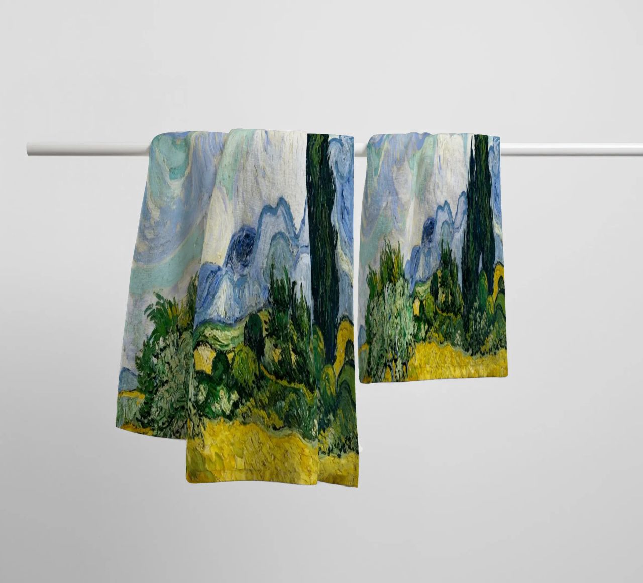 Vincent Van Gogh's Wheat Field with Cypresses (1889). serviette de bain de Venus Art