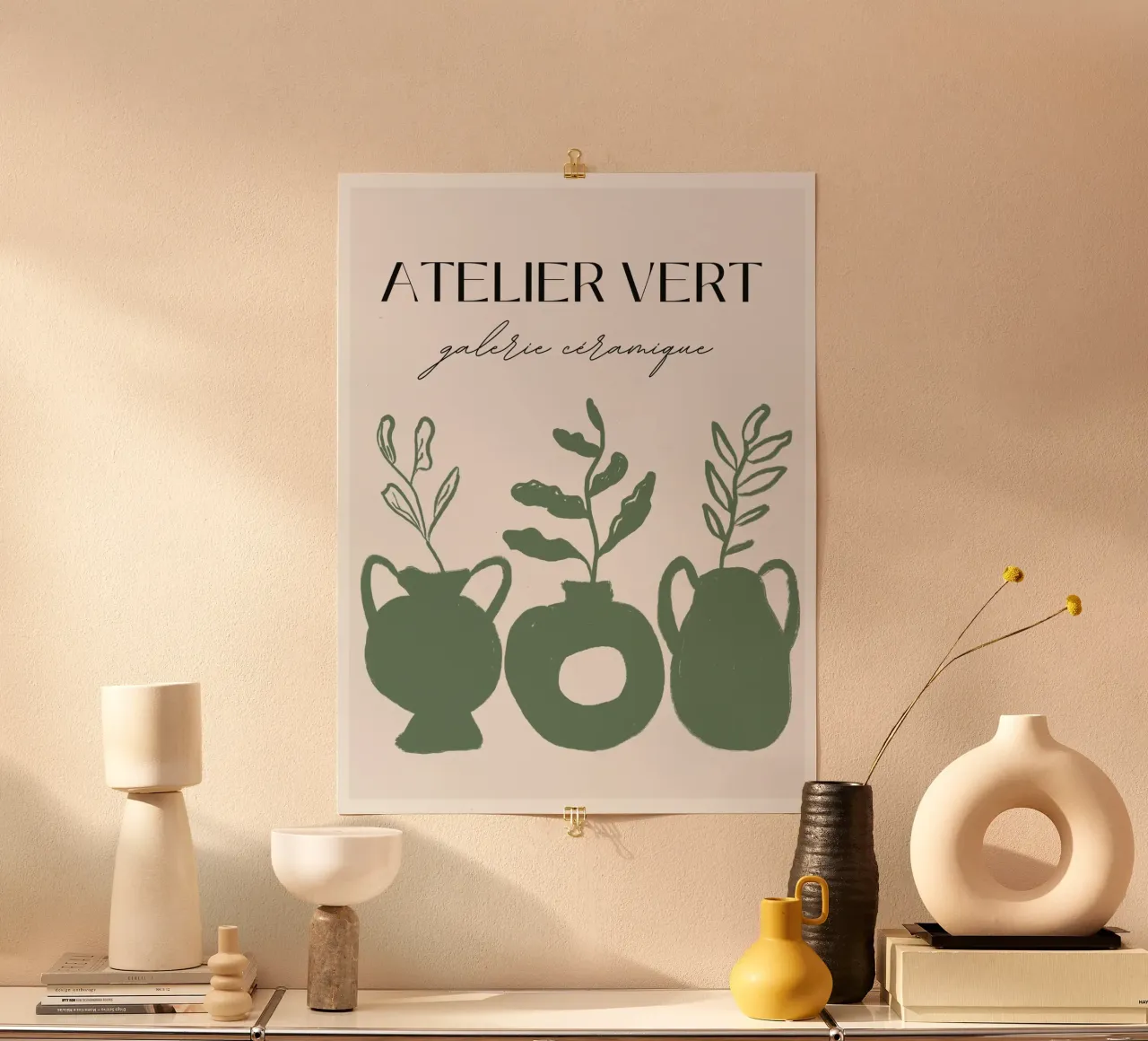 Vaso in ceramica poster con telaio in plastica da Studio Remiér