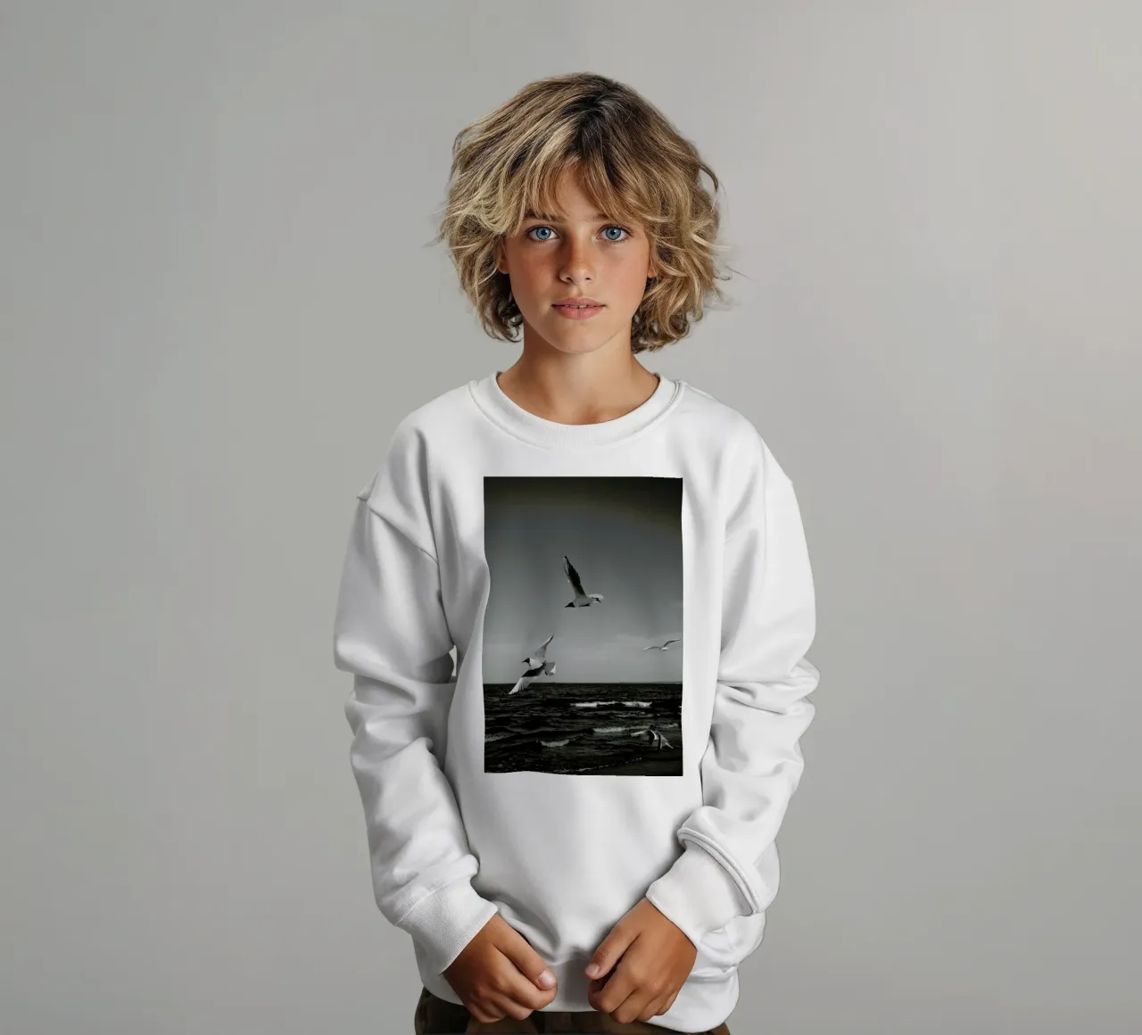 Seagulls III kids sweatshirt by Sebastian Hilgetag