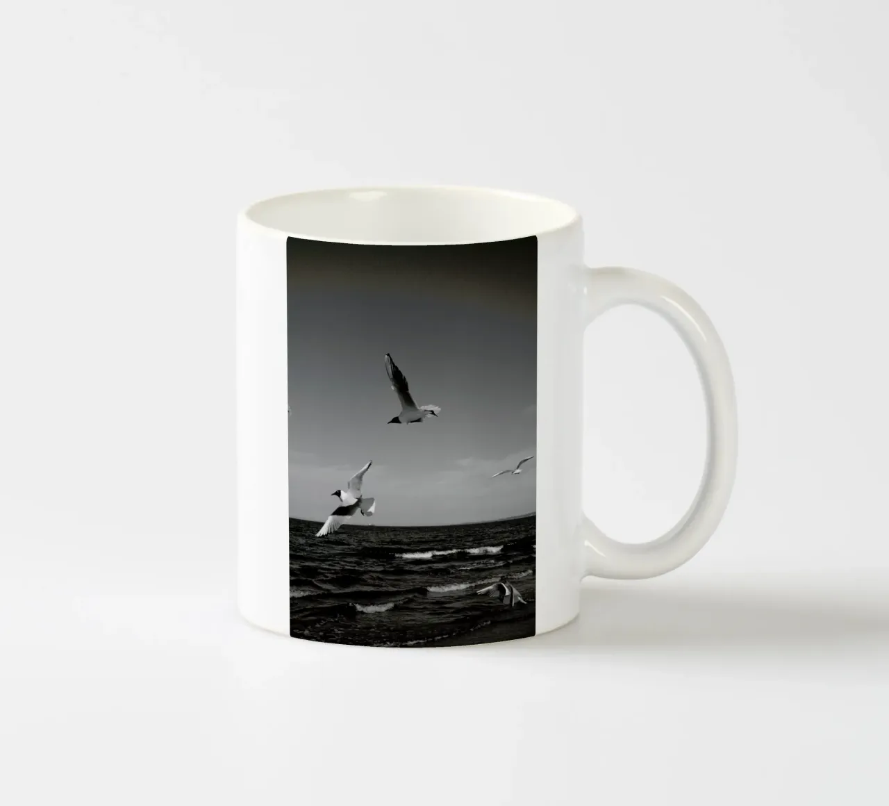Seagulls III tazza in ceramica da Sebastian Hilgetag