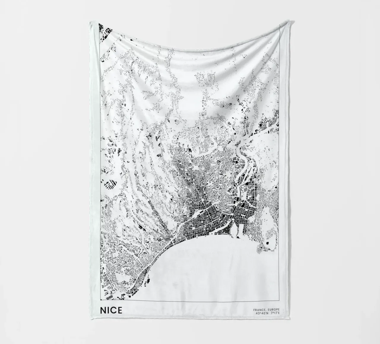 Nice coperta in pile da The Cartography Collection