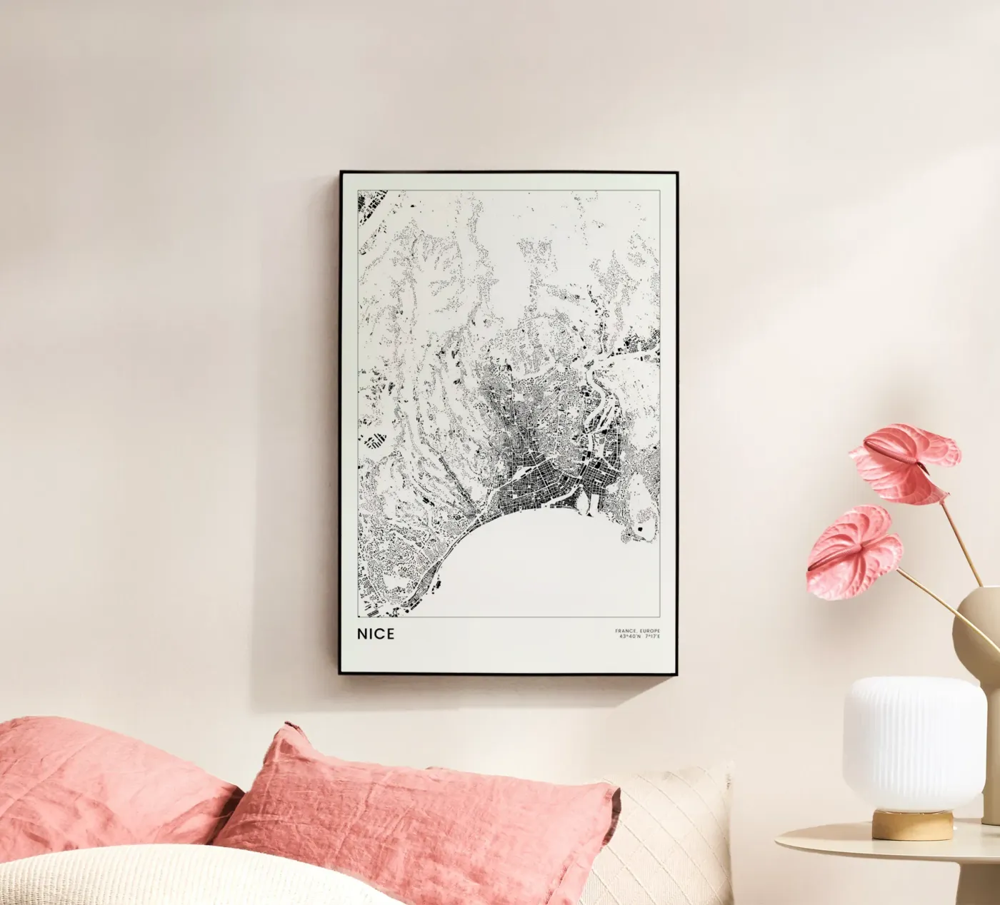 Nice acryl van The Cartography Collection