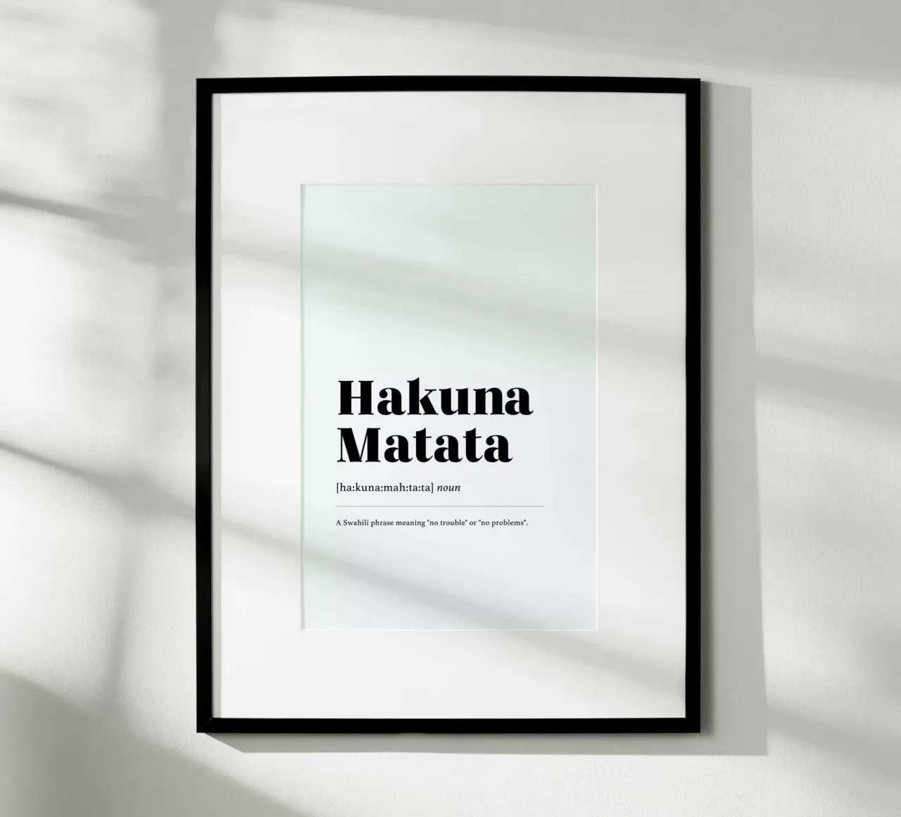 Hakuna Matata poster con telaio in legno da daylight design studio