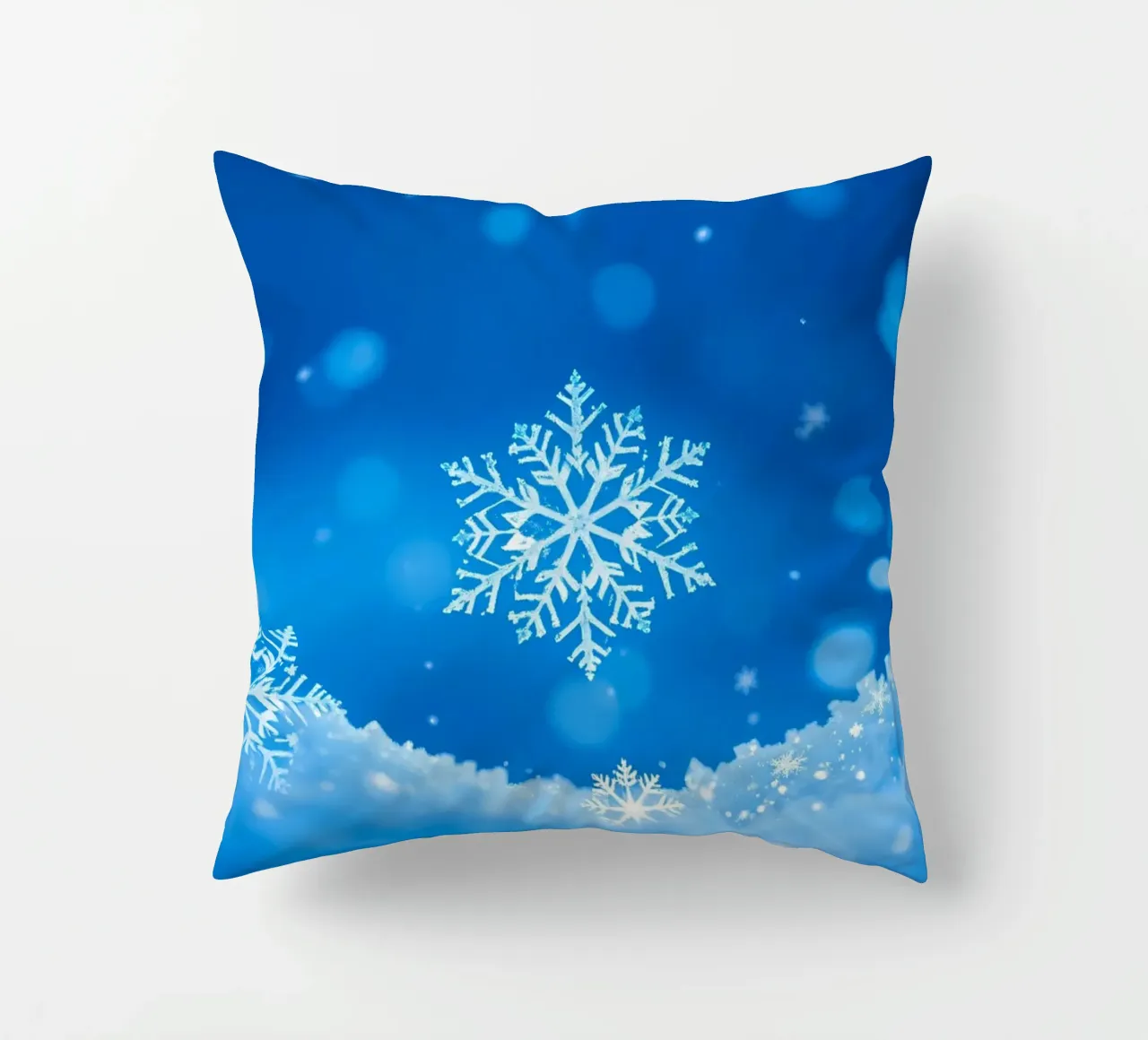 sfondo invernale con fiocchi di neve e un disegno blu. cuscino da DesignDoodle