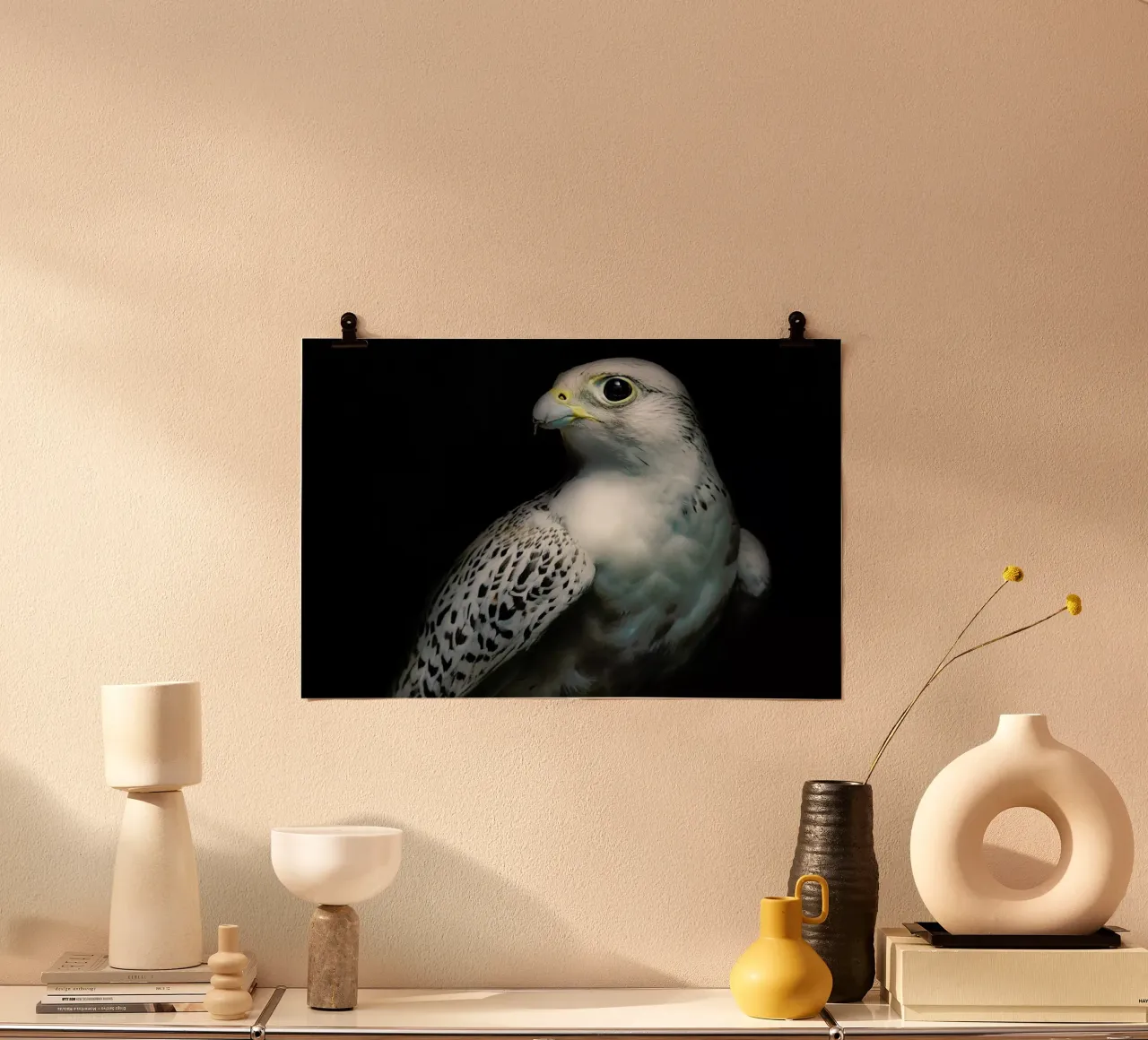 Gyrfalcon Portrait II - Santiago Pascual Buye poster da Pictufy