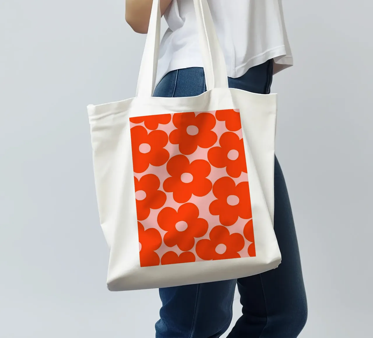 Retro Strawberry Daisies 1 tote bag by diedrich