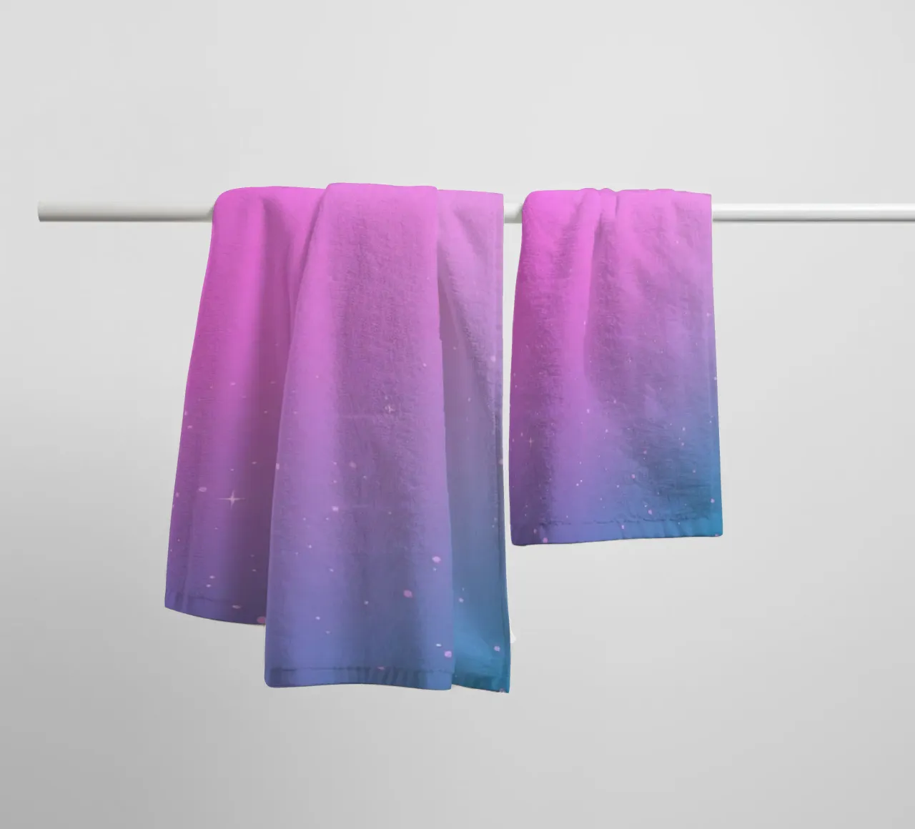 arrière-plan avec des couleurs dégradées et des éléments scintillants serviette de bain de DesignDoodle