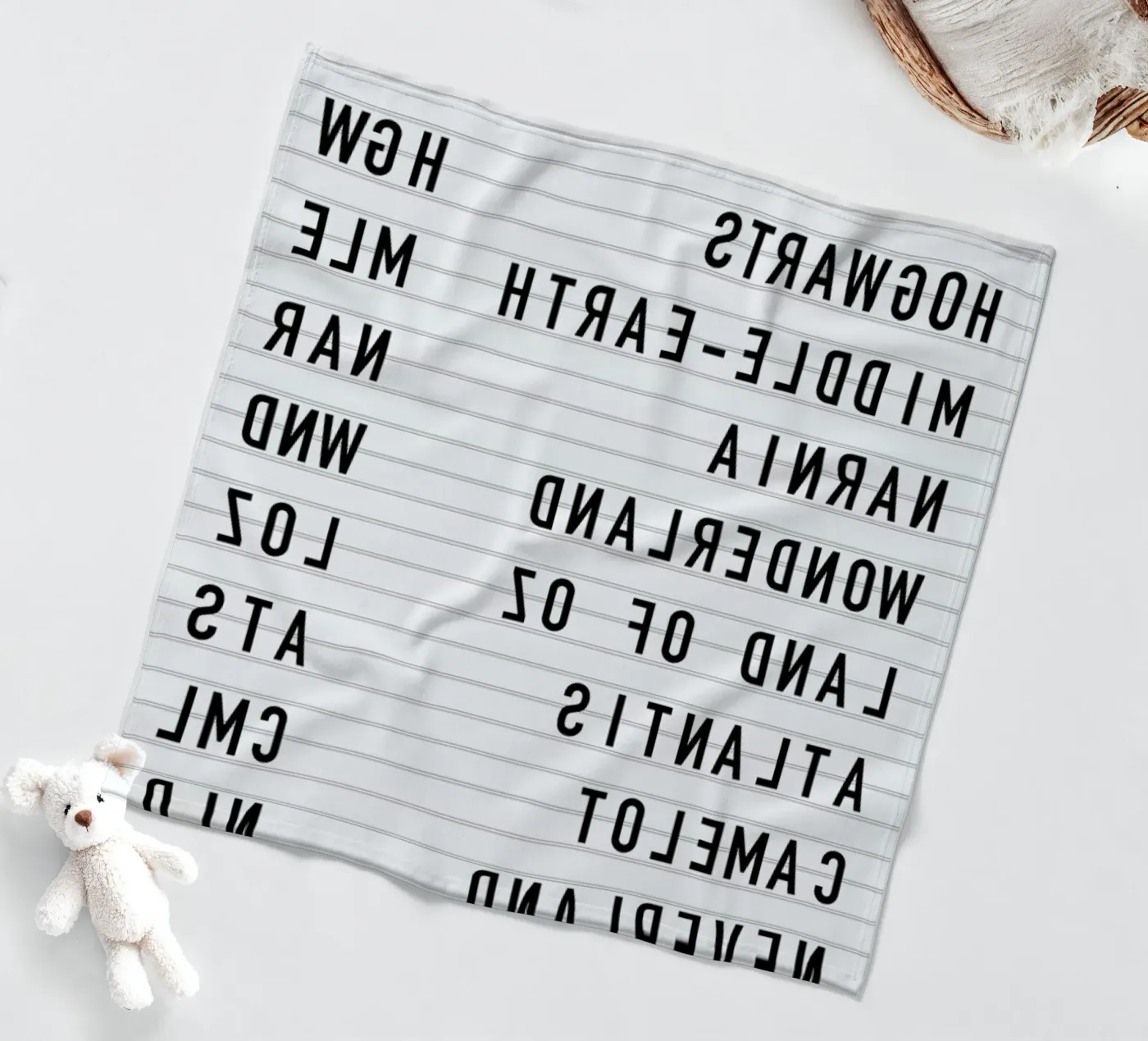 Fantasy Destinations fleecedeken van daylight design studio