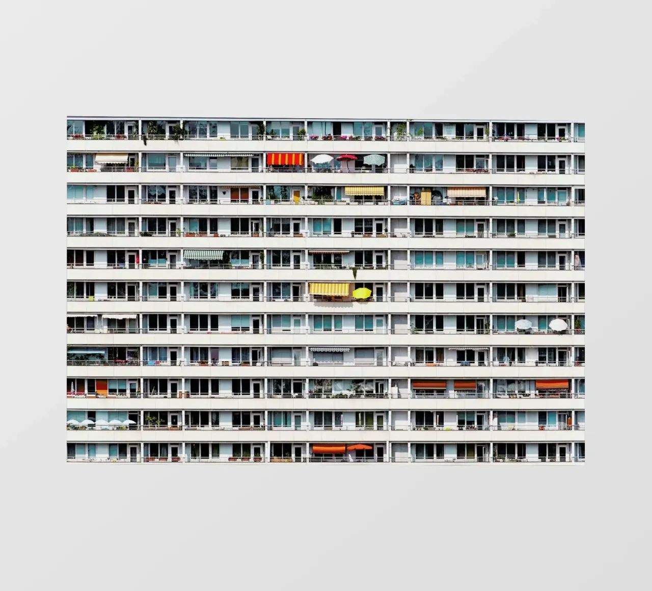 Apartment Colours pellicola backlit da EyeEm Mobile GmbH