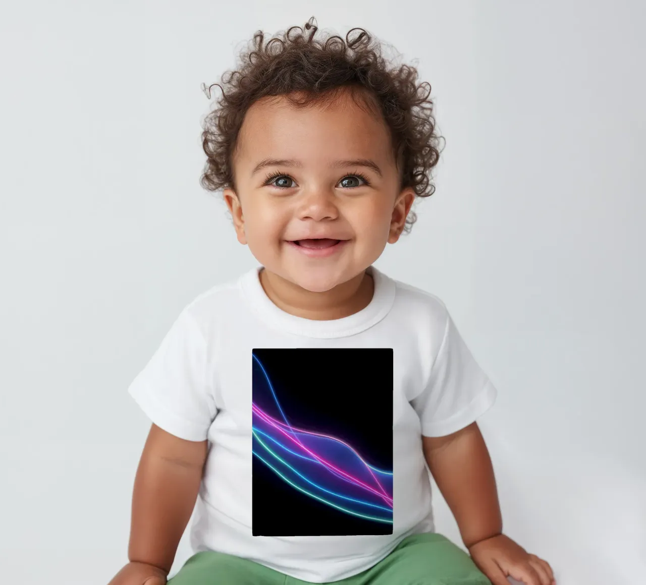 Sfondo astratto con linee colorate e fluide, onde maglietta neonato da DesignDoodle
