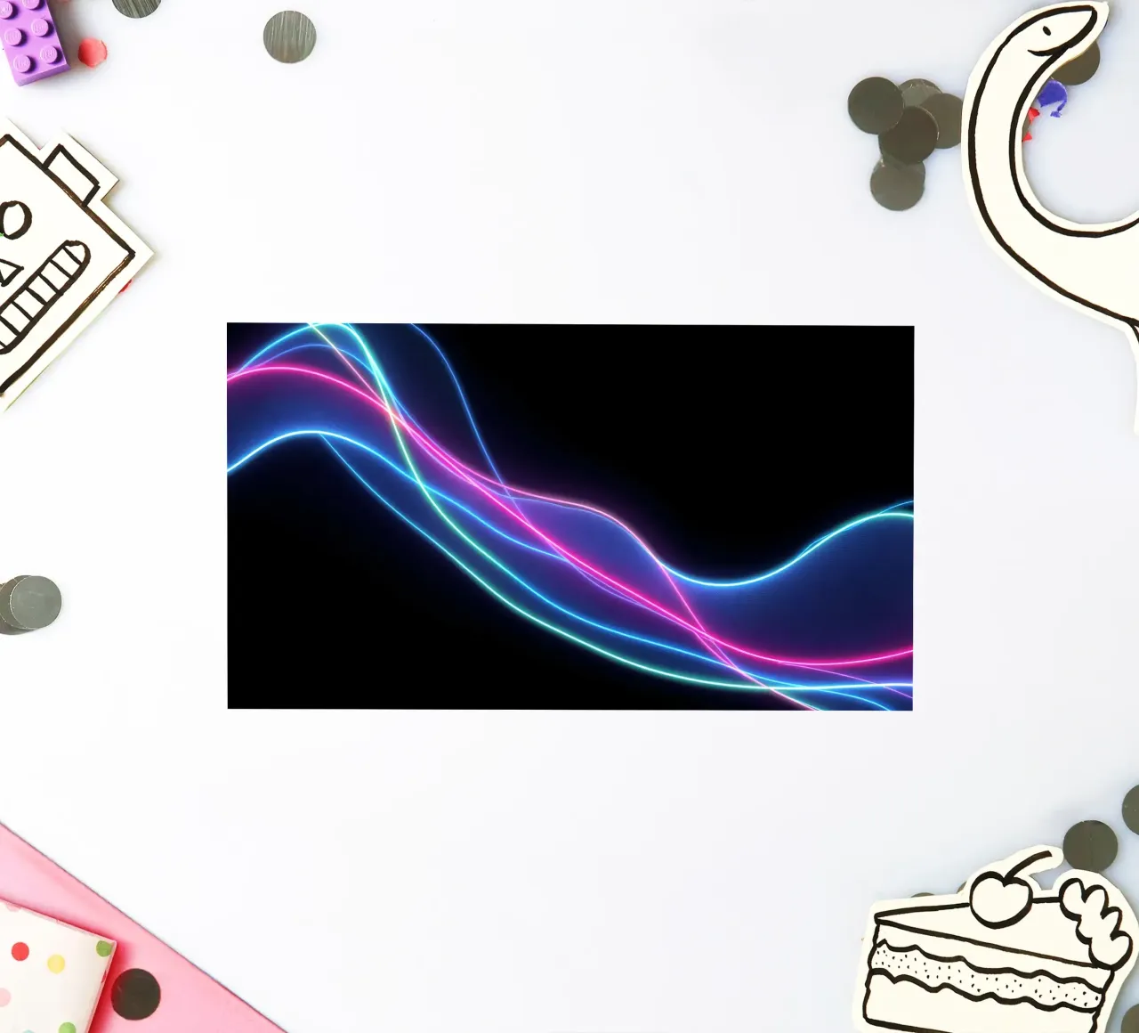 fond abstrait avec des lignes colorées et fluides, des vagues autocollant de DesignDoodle