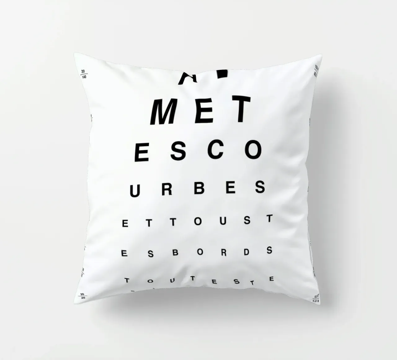 Eye Chart Je t'aime cuscino da daylight design studio
