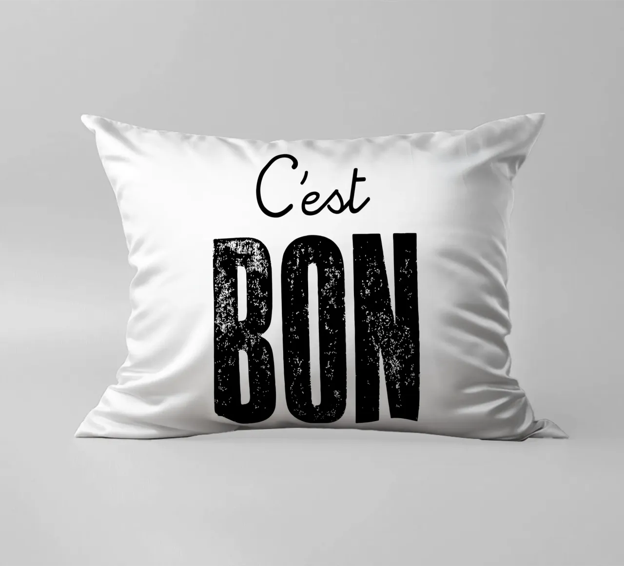 C'est Bon Design tipografico francese in bianco e nero cuscino da THE MOTIVATED TYPE