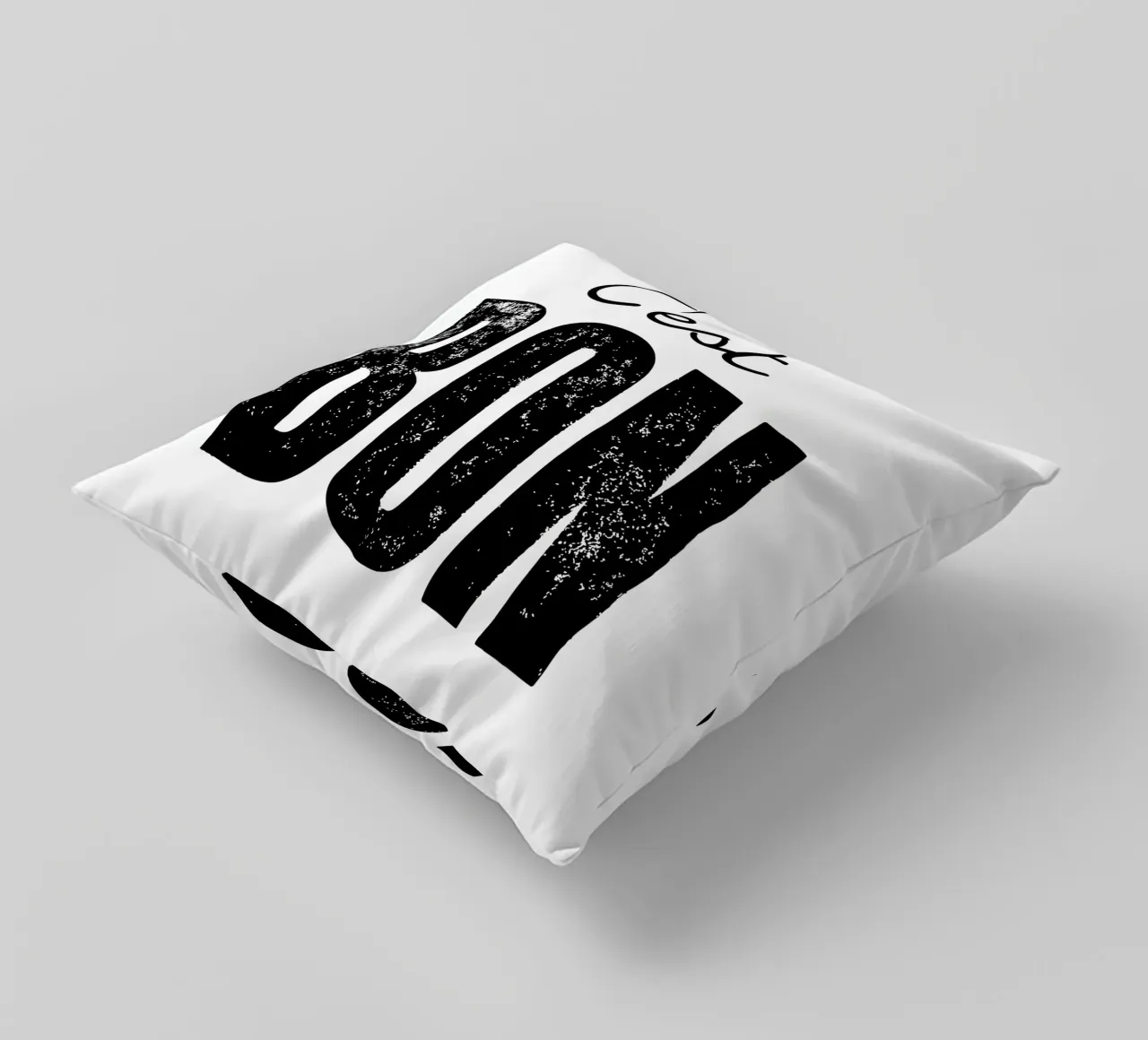 C'est Bon Design tipografico francese in bianco e nero cuscino da THE MOTIVATED TYPE