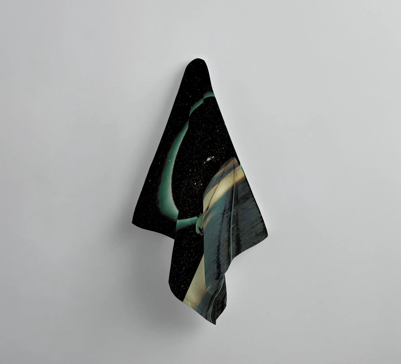 Escaping into the Void asciugamano da bagno da Frank Moth