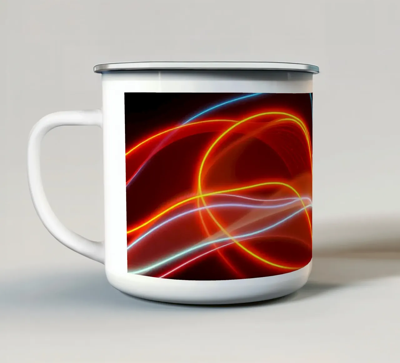 achtergrond met vloeiende lichtpatronen die een dynamisch emaille mok van DesignDoodle