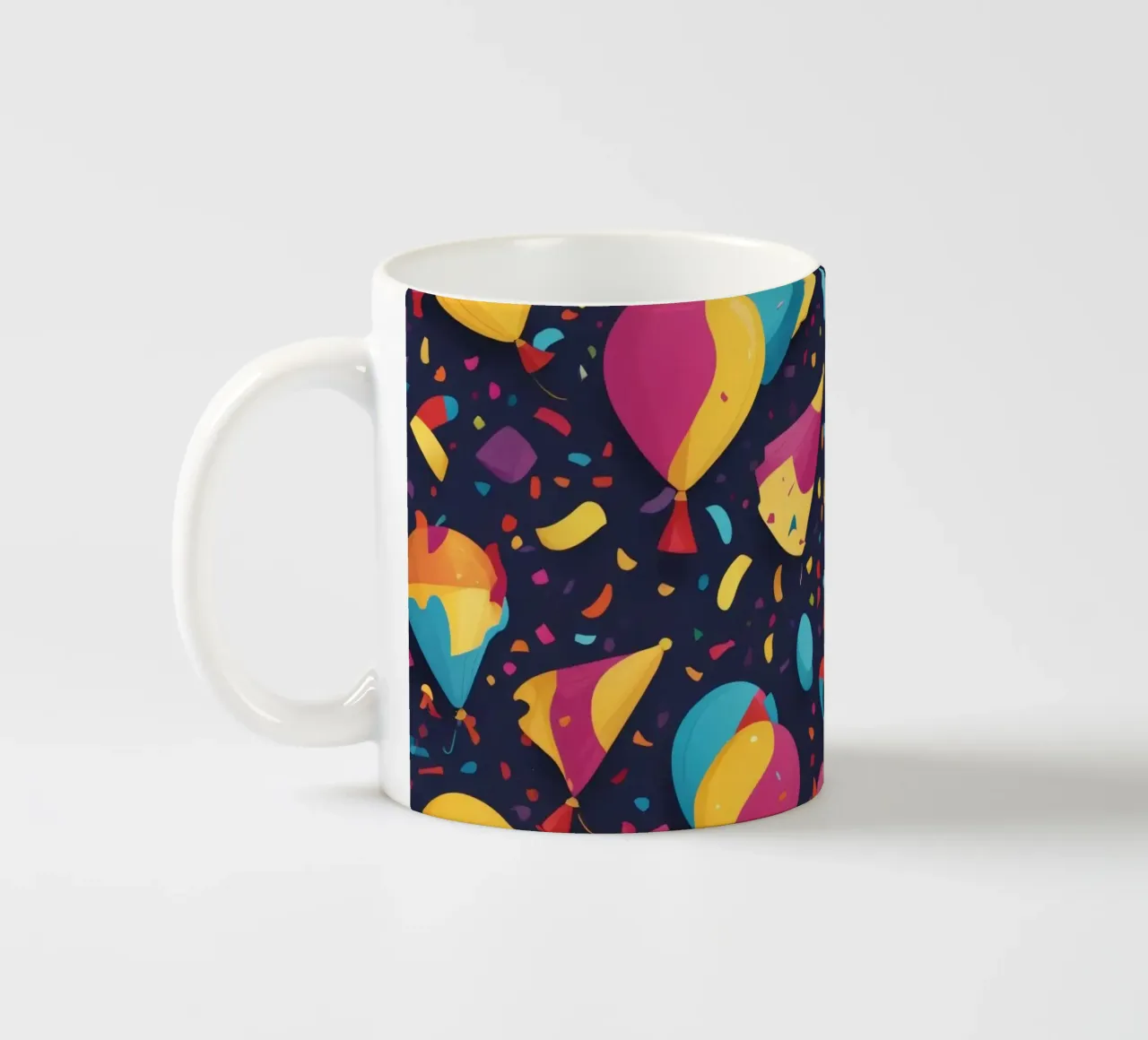 Kleurrijk abstract ontwerp met ballonnen en confetti keramische mok van DesignDoodle