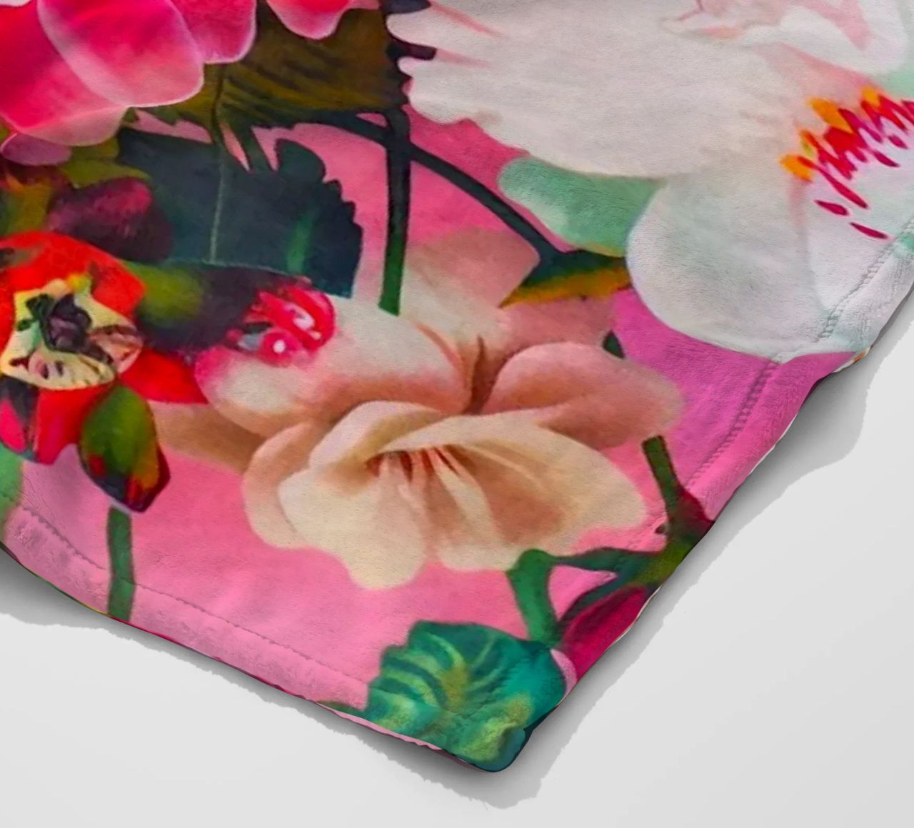 Bouquet retrò Groovy Flowers coperta in pile da Andrea Haase Floral Passion