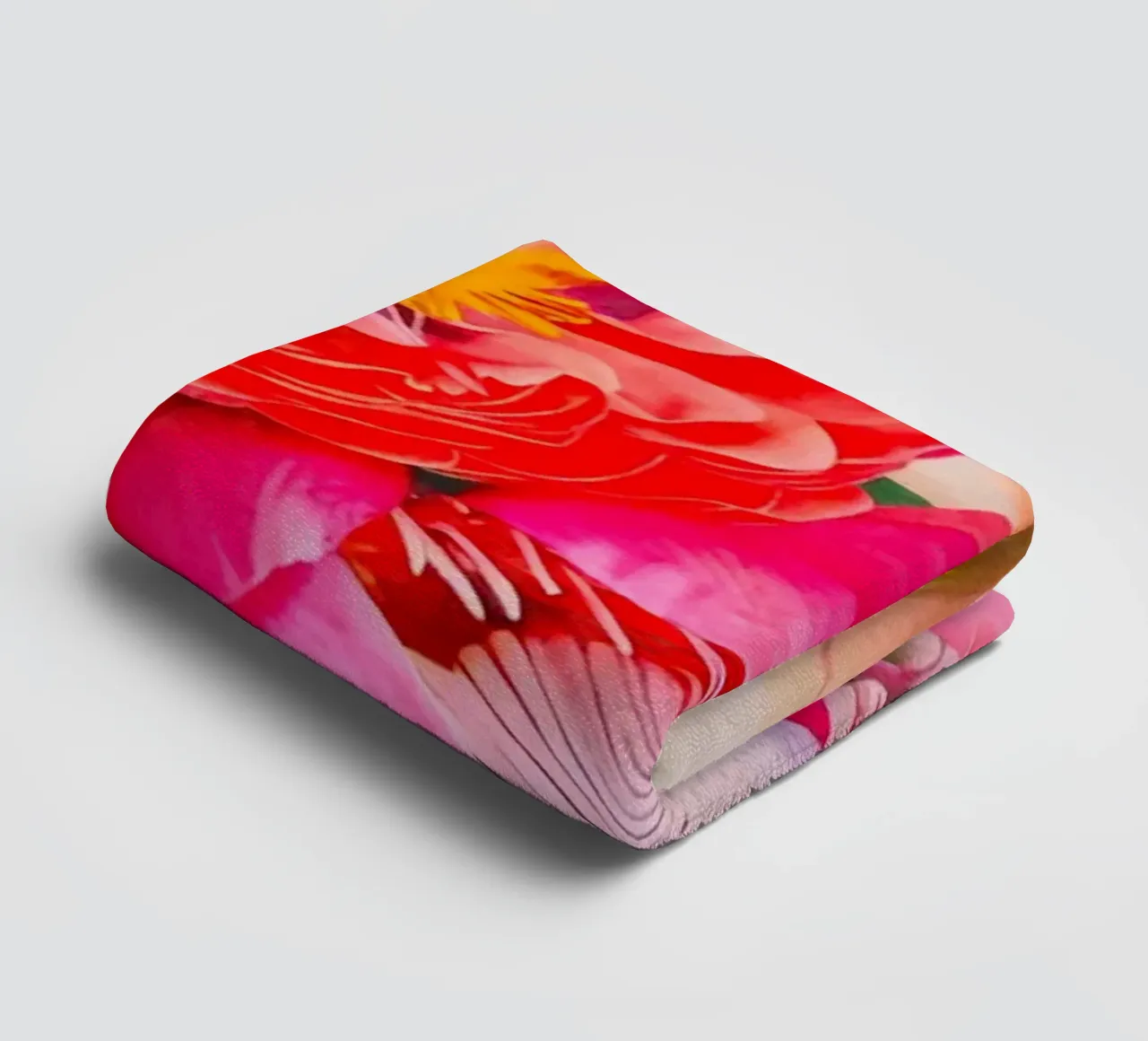 Groovy Flowers Retro Bouquet towel by Andrea Haase Floral Passion