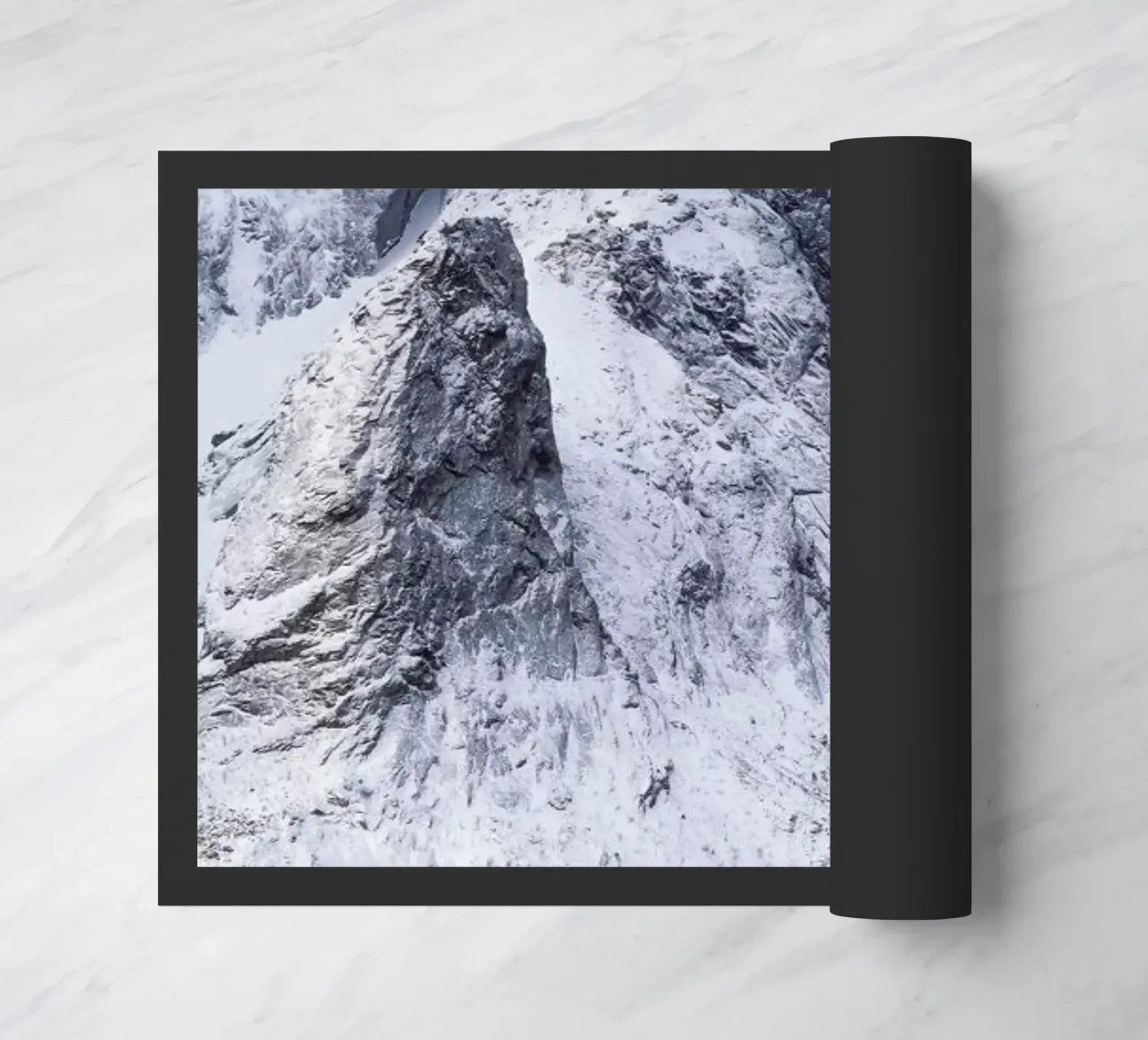 Snow-Capped Peaks by Massimo Zappula zerbino da EyeEm Mobile GmbH