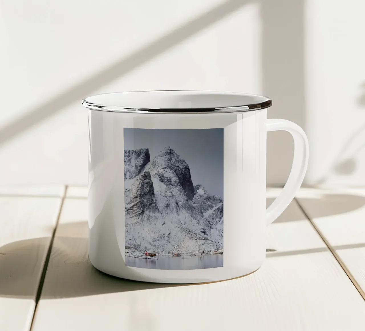 Snow-Capped Peaks by Massimo Zappula tazza in smalto da EyeEm Mobile GmbH