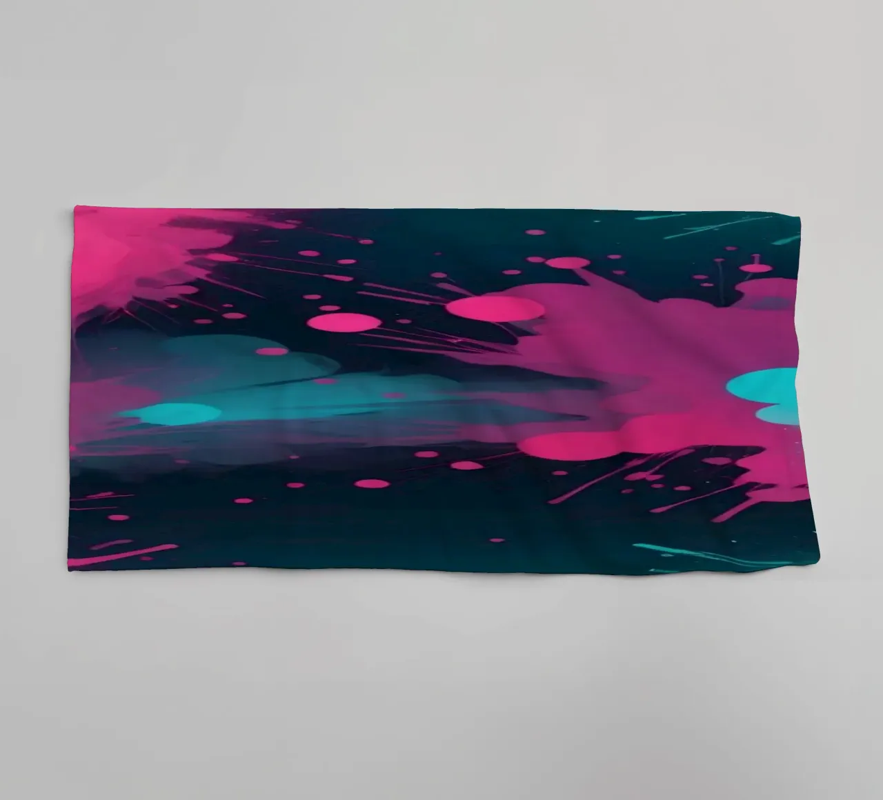 abstraktes Design mit kräftigen Farben und fließenden Formen Handtuch von DesignDoodle